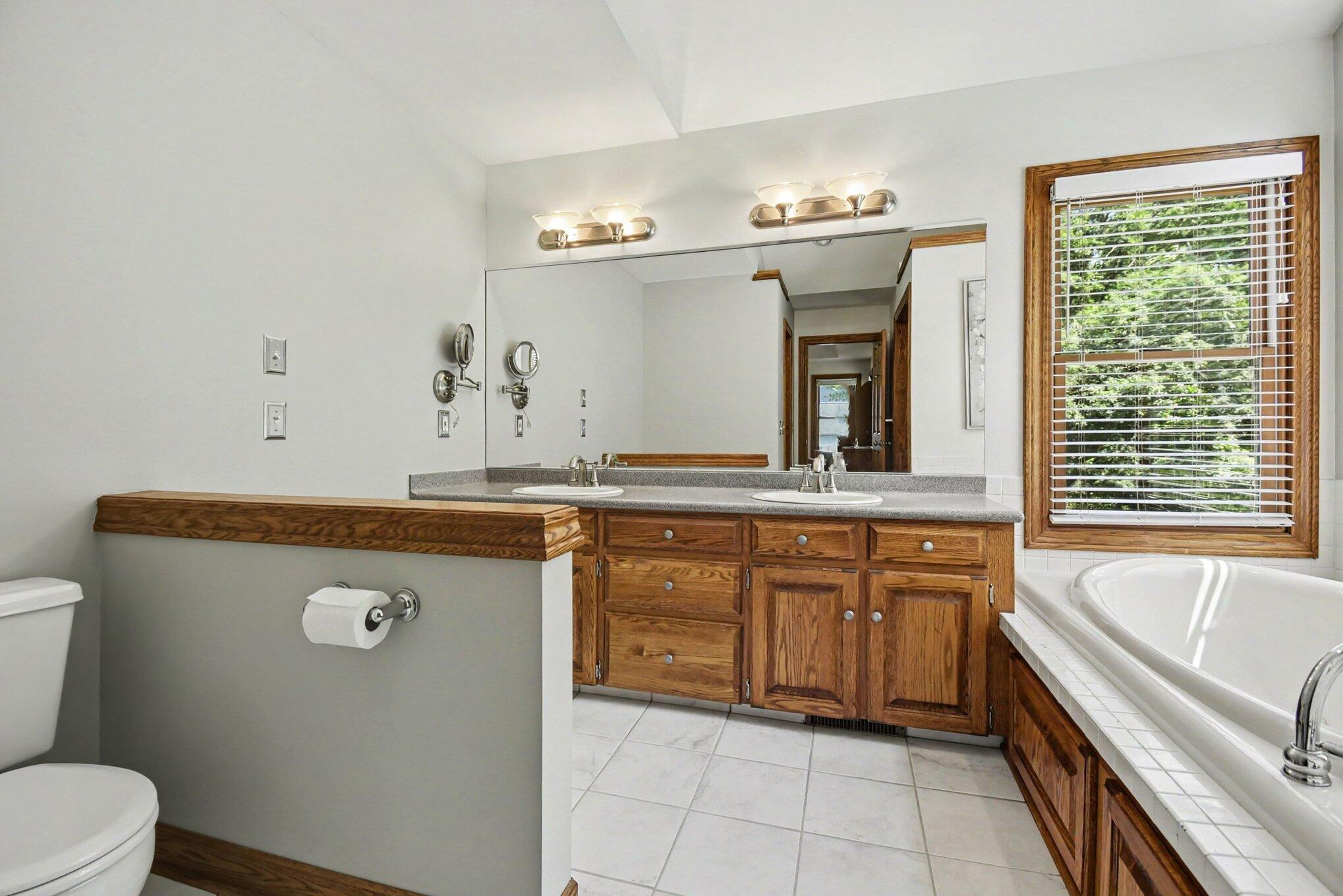 3004 Cooks Meadow Drive NE Grand Rapids MI 49525