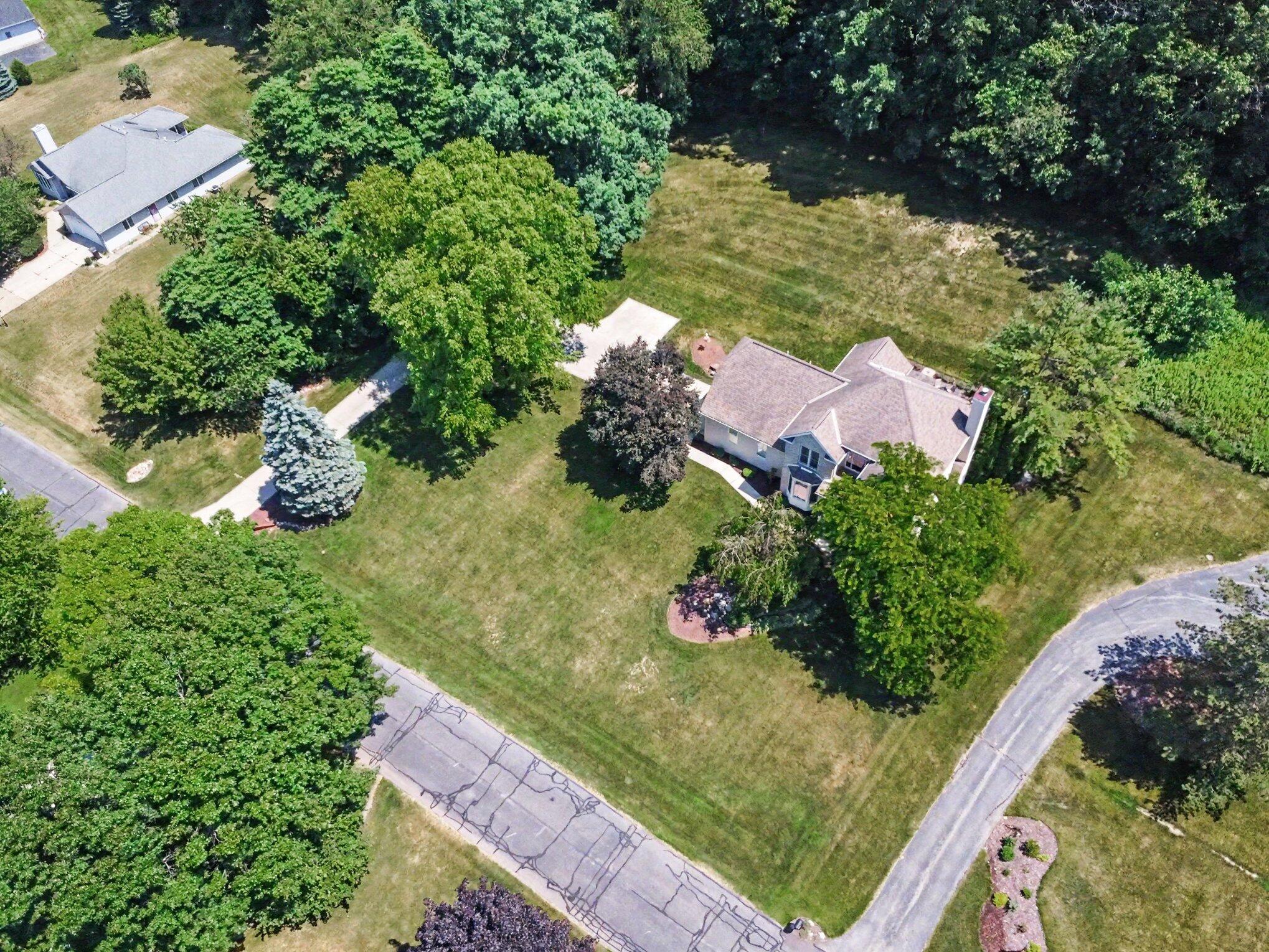 3004 Cooks Meadow Drive NE Grand Rapids MI 49525
