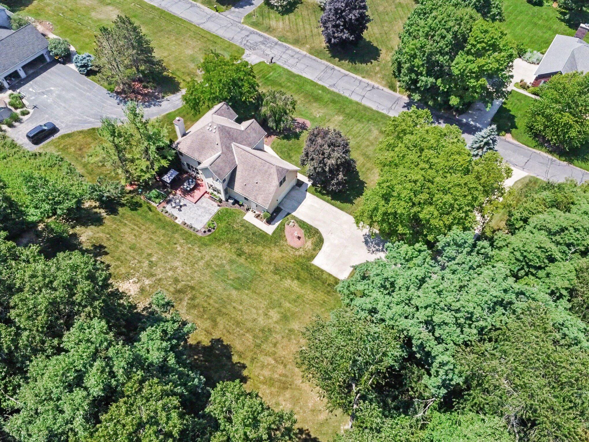3004 Cooks Meadow Drive NE Grand Rapids MI 49525