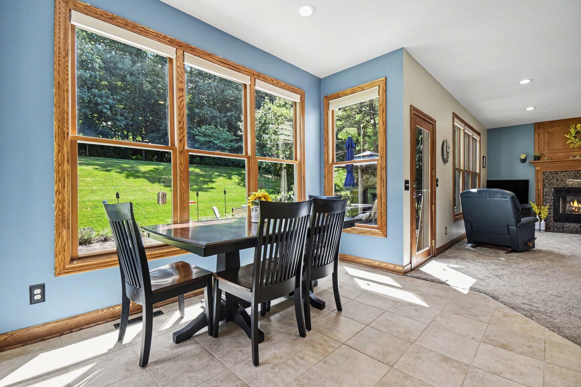 3004 Cooks Meadow Drive NE Grand Rapids MI 49525