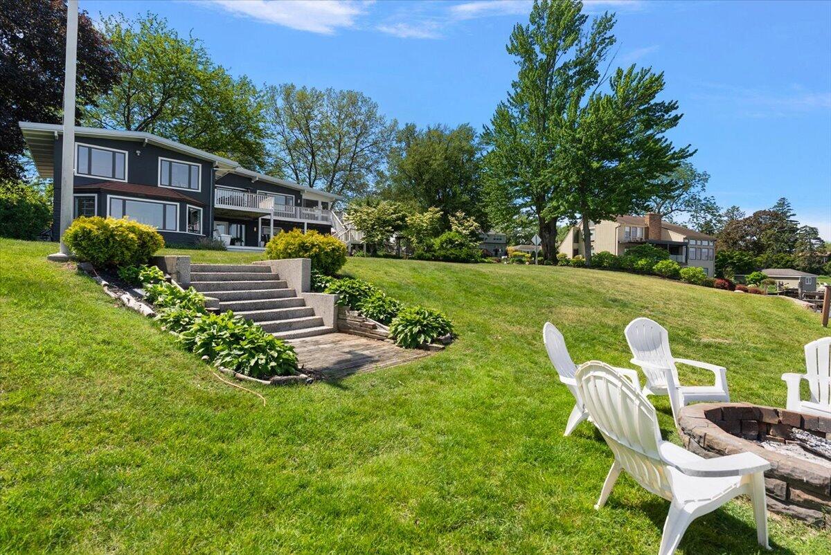 437 Graafschap Road Holland MI 49423