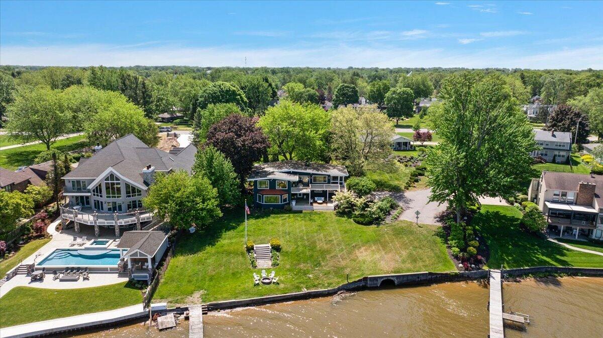 437 Graafschap Road Holland MI 49423