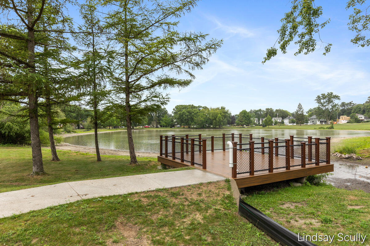 1205 Valley Avenue NW Grand Rapids MI 49504
