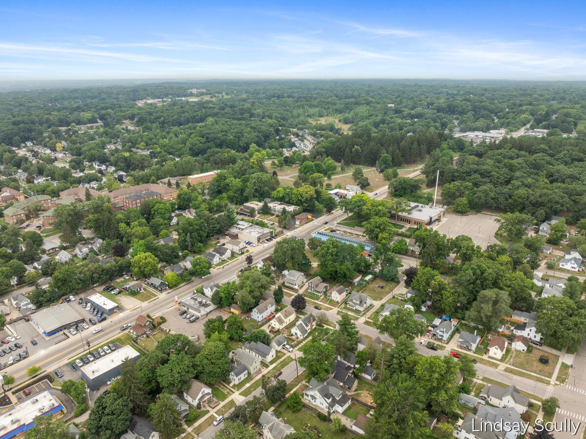 1205 Valley Avenue NW Grand Rapids MI 49504