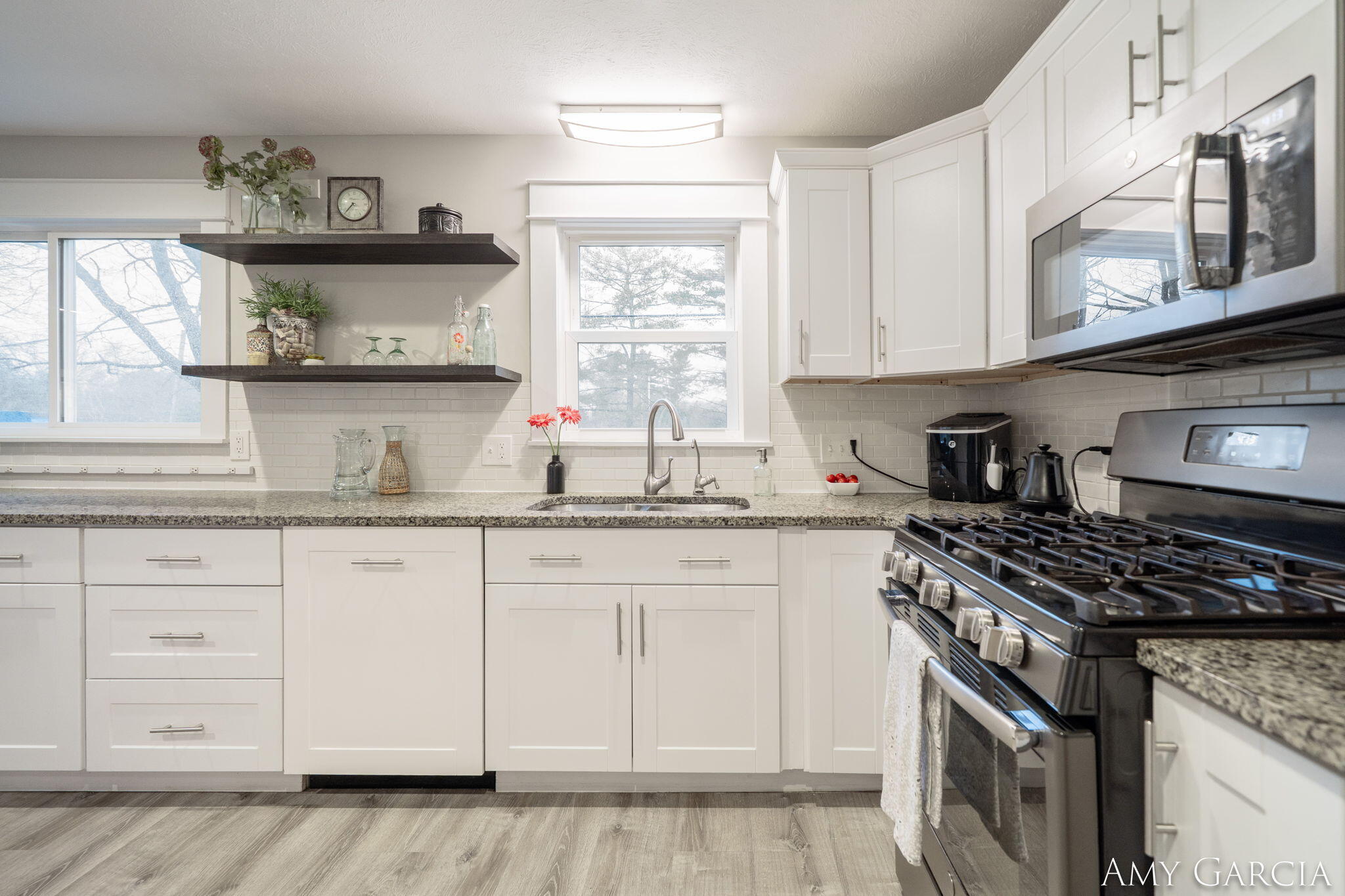 6387 Cascade Road SE Grand Rapids MI 49546