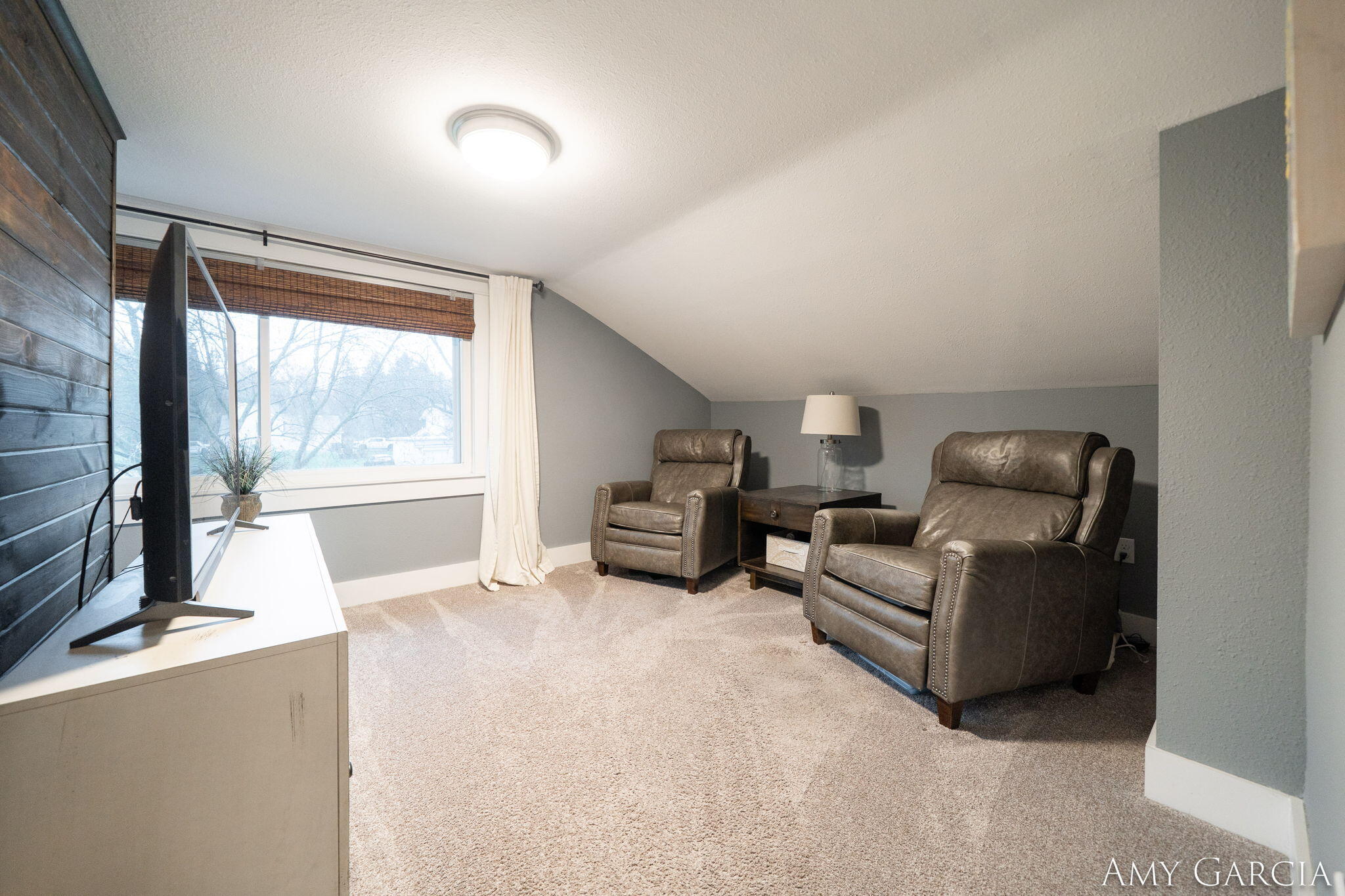 6387 Cascade Road SE Grand Rapids MI 49546