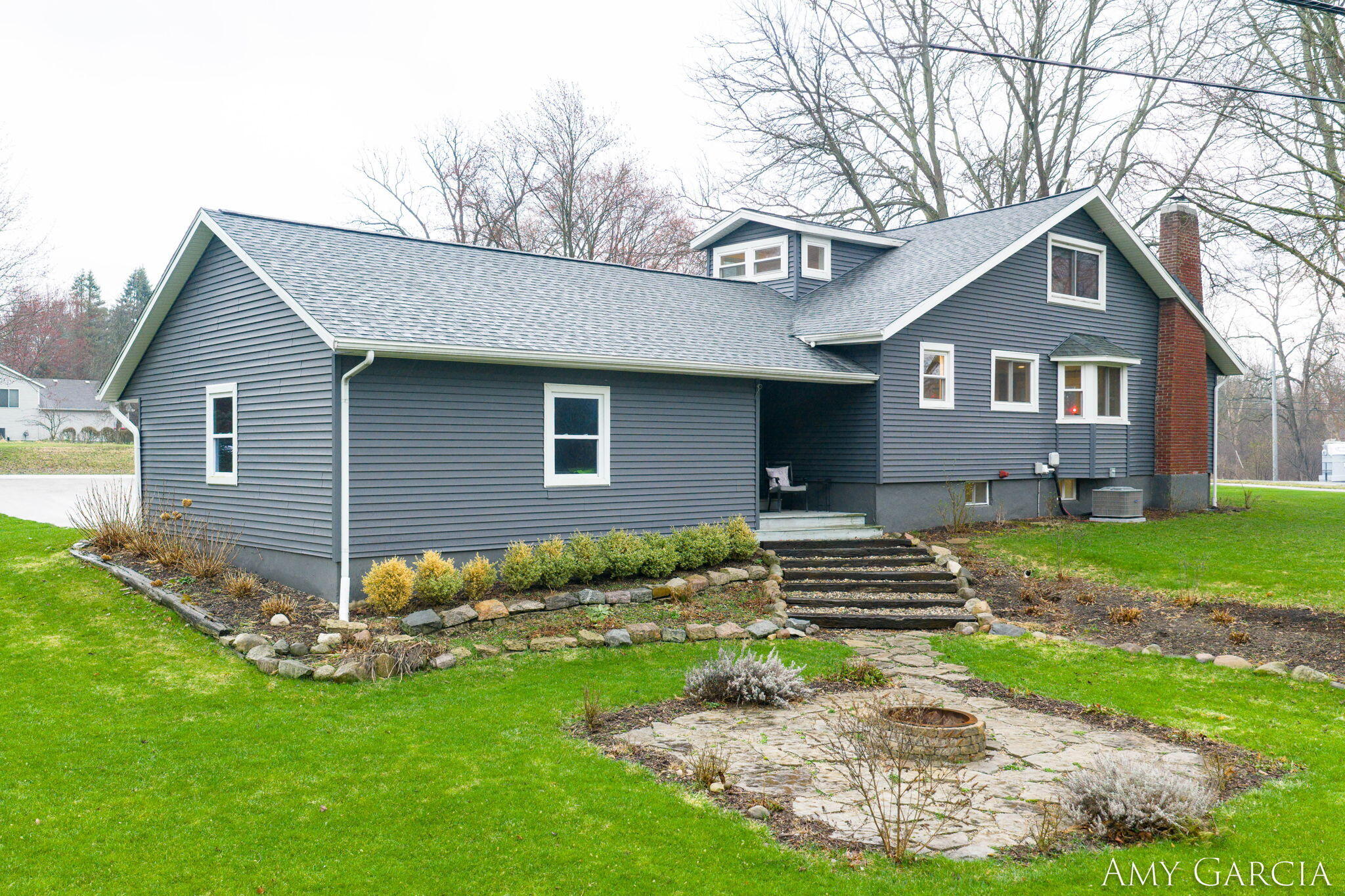 6387 Cascade Road SE Grand Rapids MI 49546