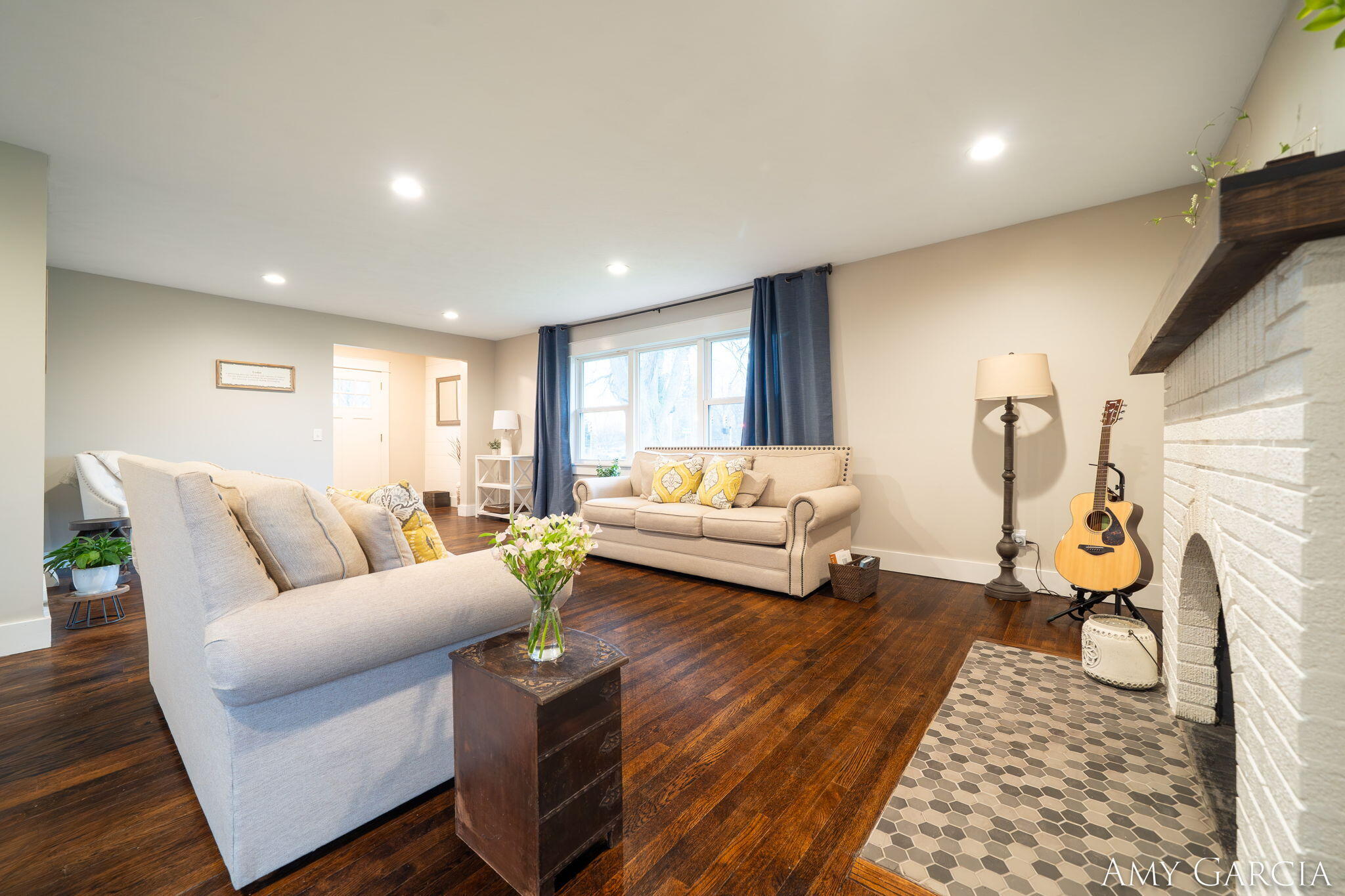 6387 Cascade Road SE Grand Rapids MI 49546