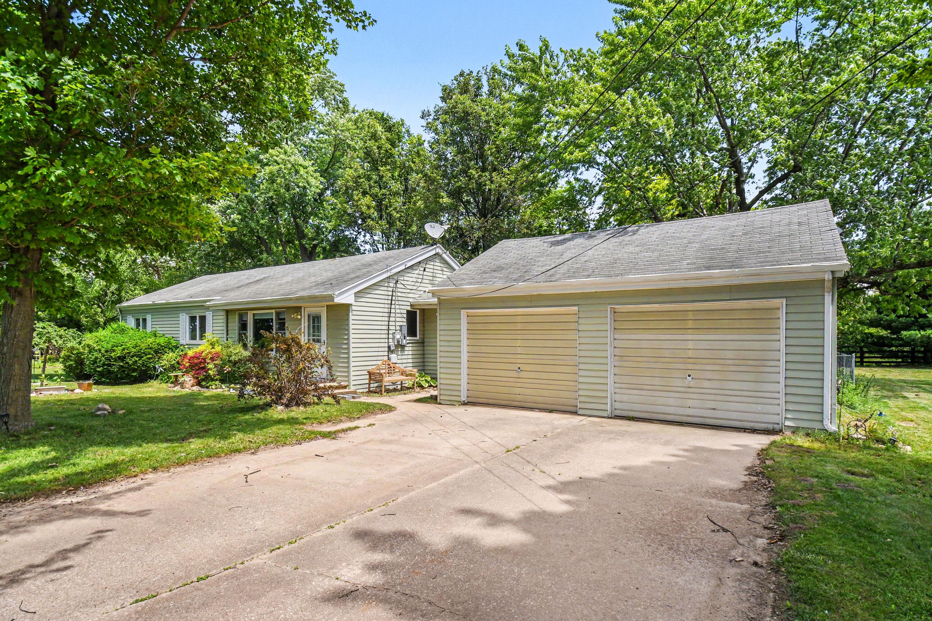 3421 Wyant Road Niles MI 49120