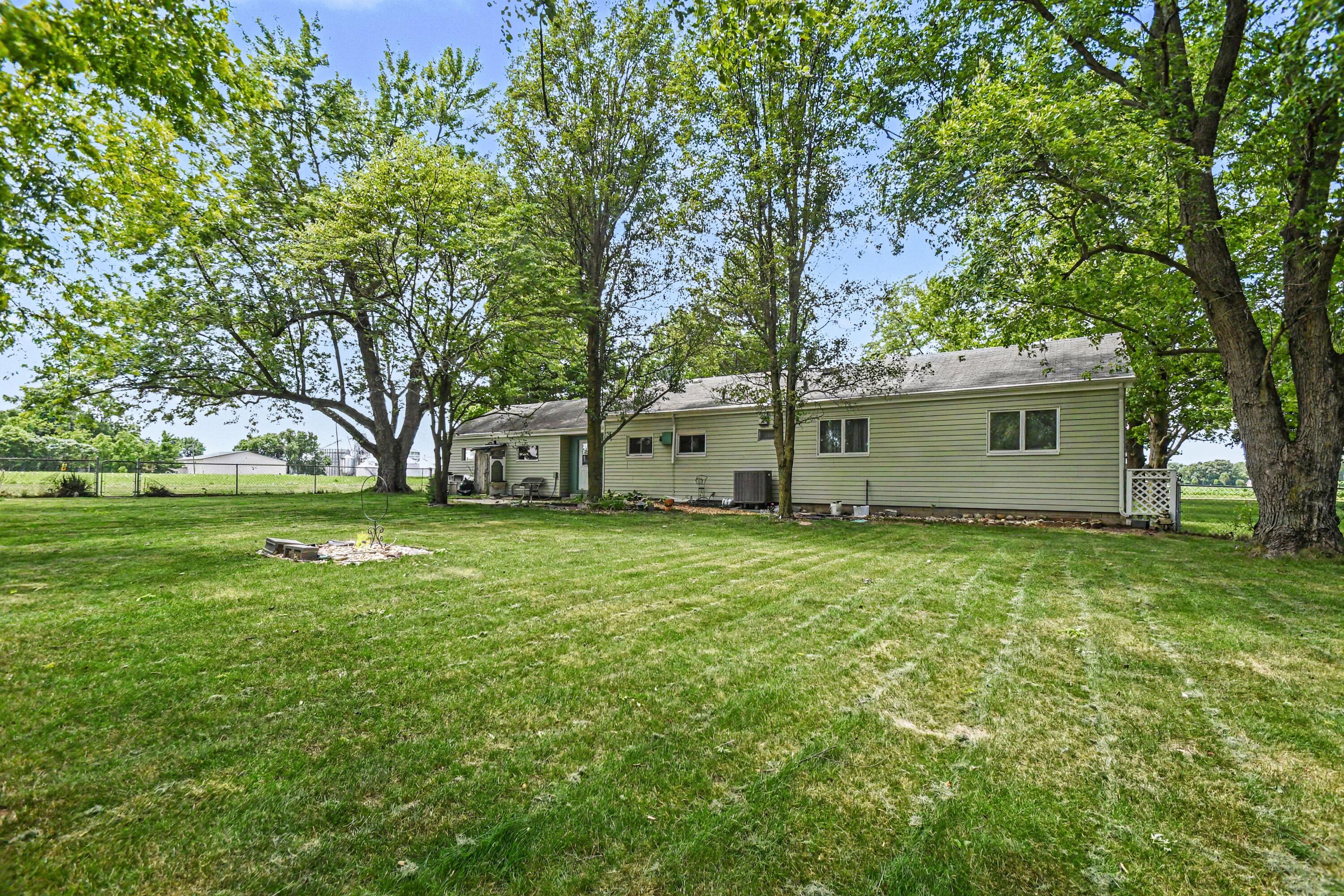 3421 Wyant Road Niles MI 49120