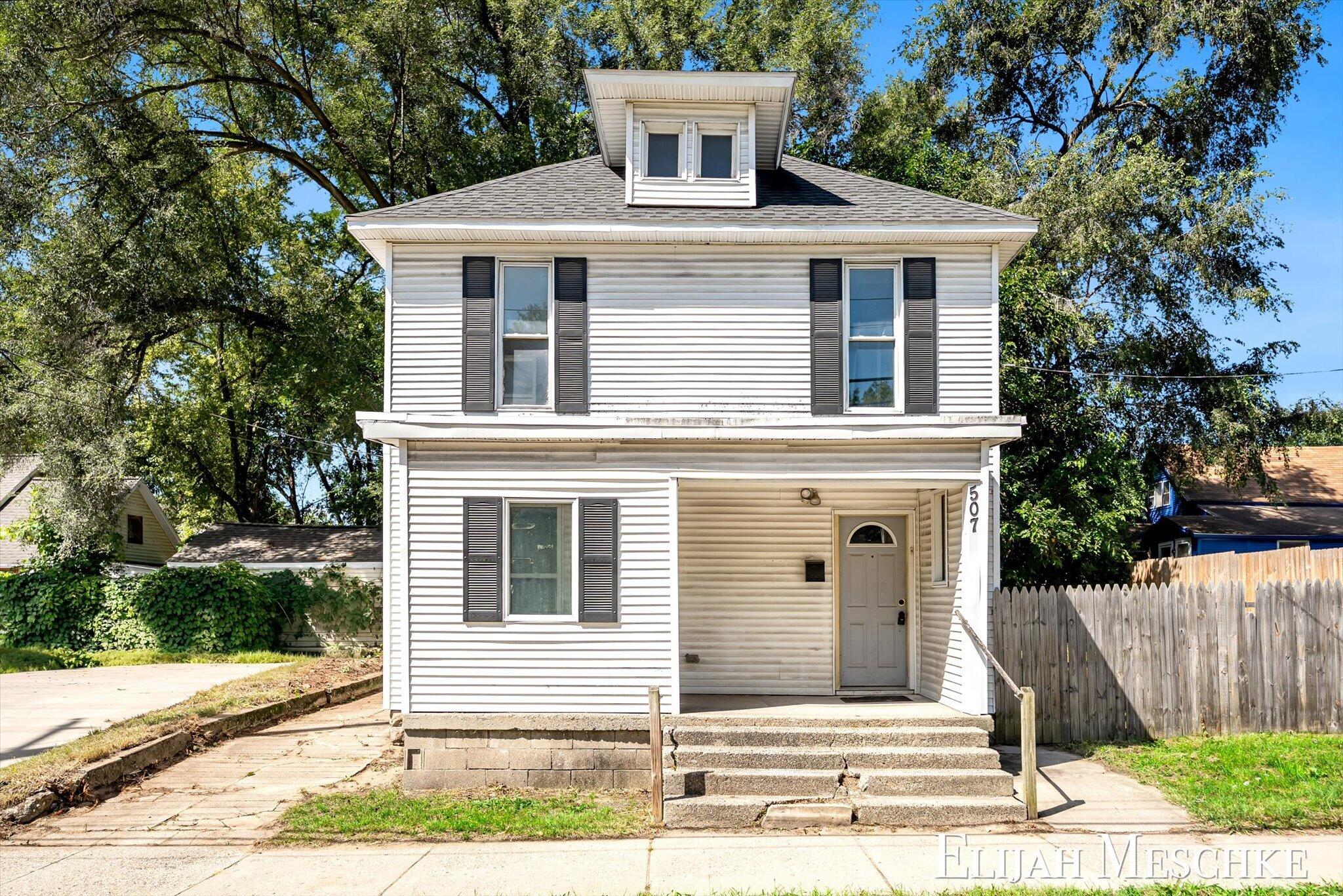 507 Fuller Avenue SE Grand Rapids MI 49506