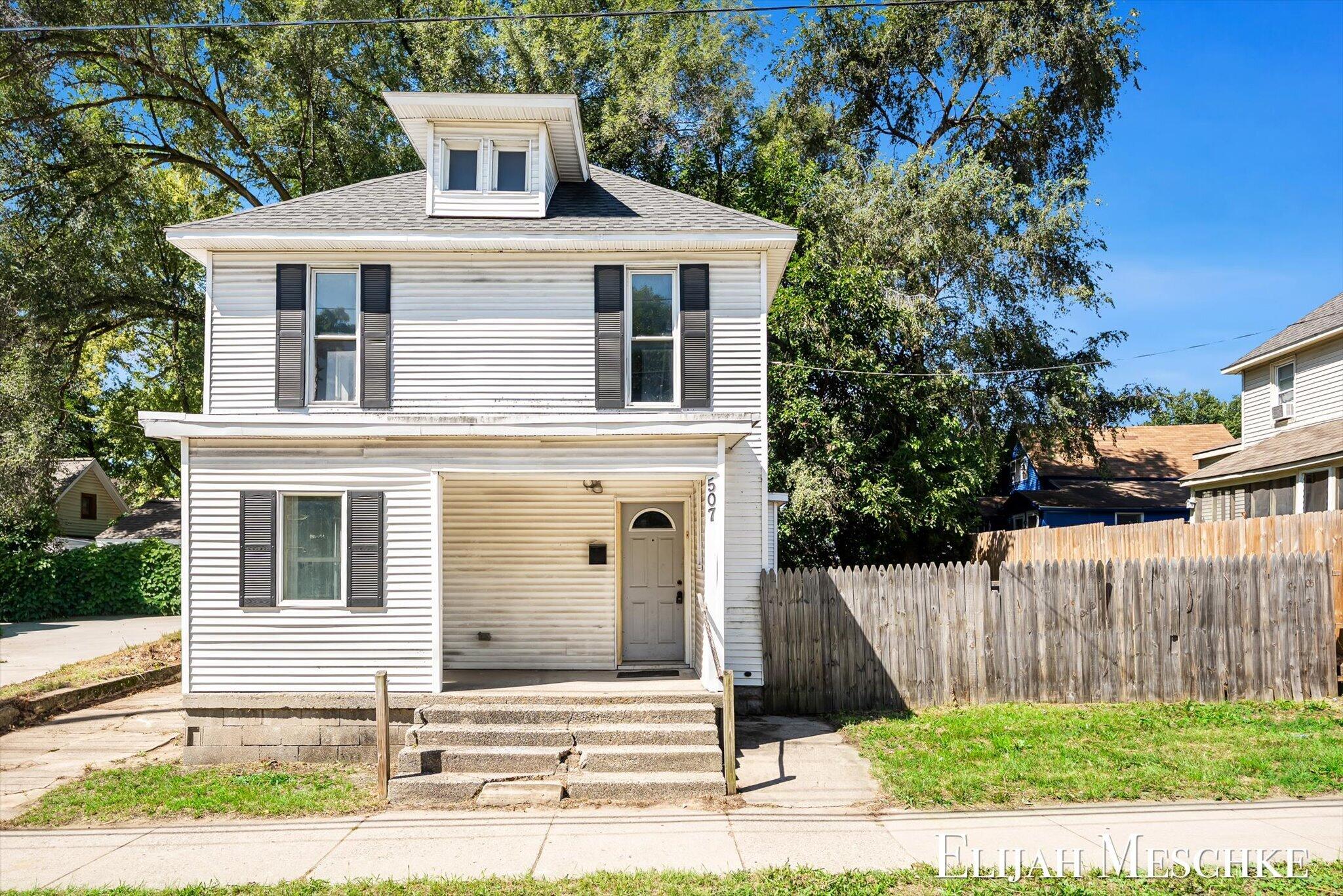 507 Fuller Avenue SE Grand Rapids MI 49506