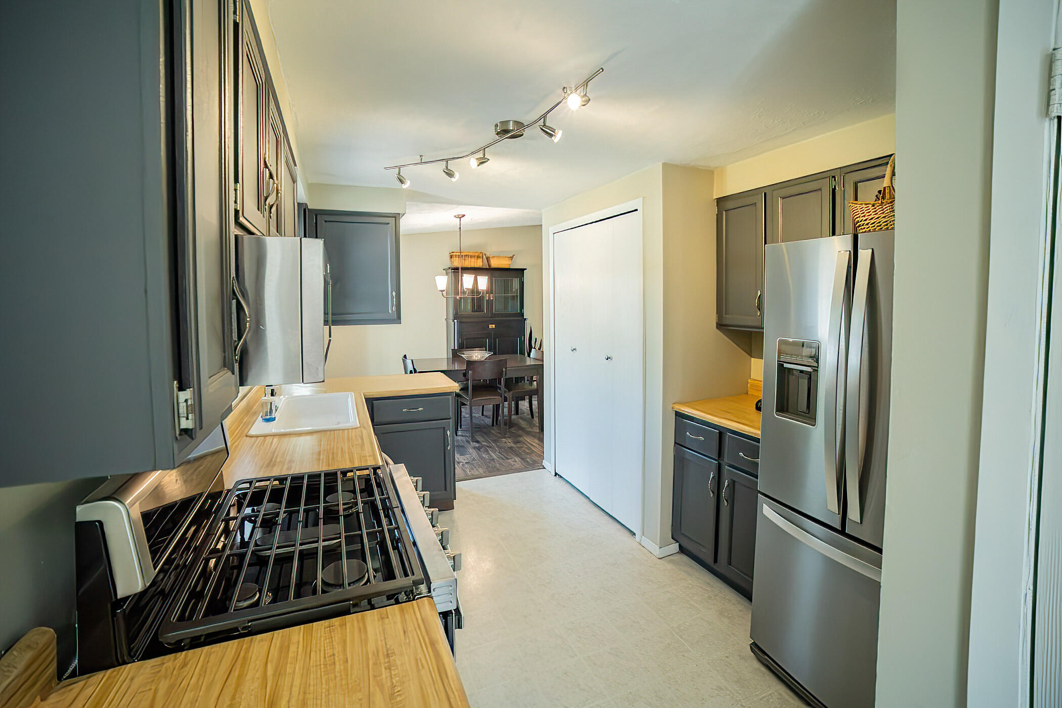 1525 Lenox Road SE Grand Rapids MI 49506