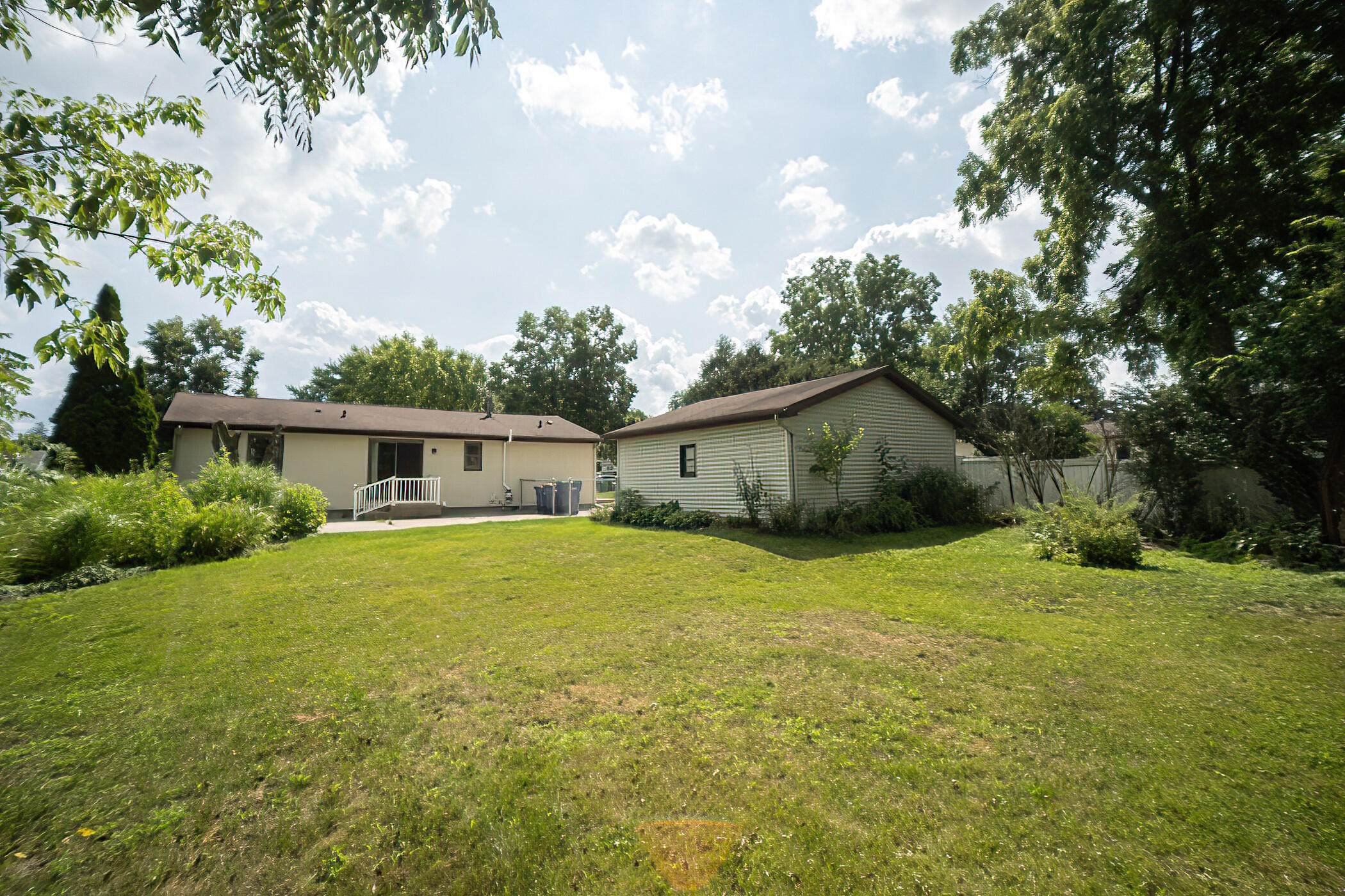 1525 Lenox Road SE Grand Rapids MI 49506