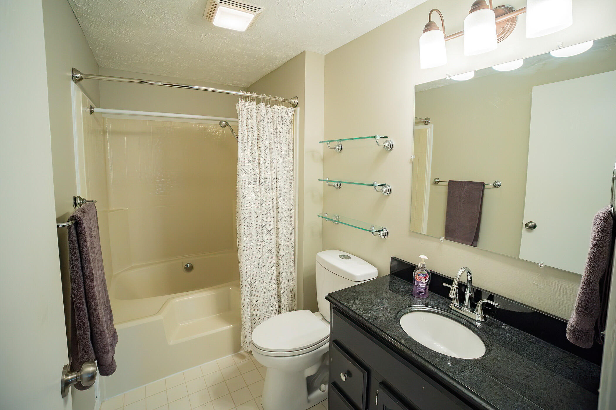 1525 Lenox Road SE Grand Rapids MI 49506