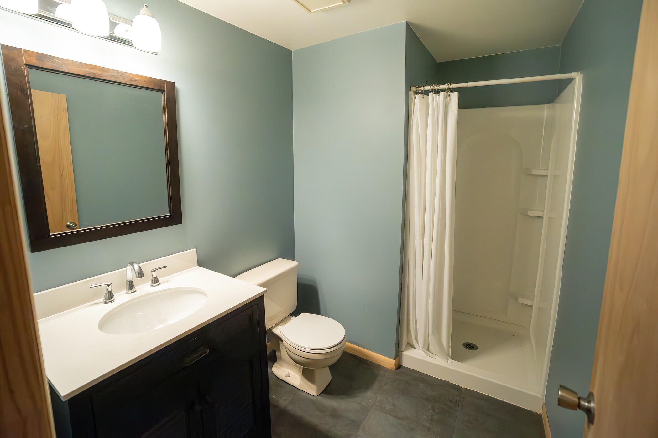 1525 Lenox Road SE Grand Rapids MI 49506
