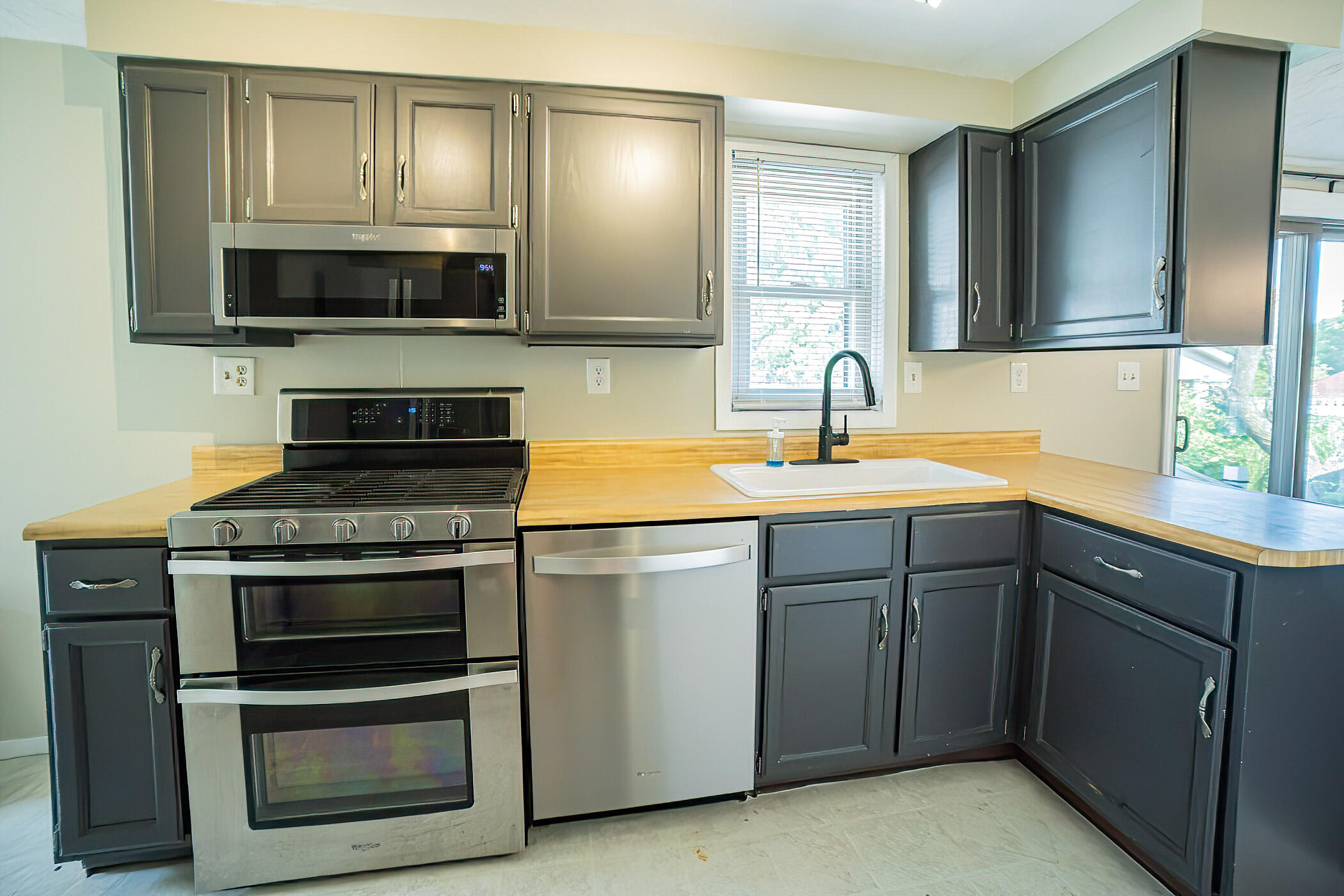1525 Lenox Road SE Grand Rapids MI 49506