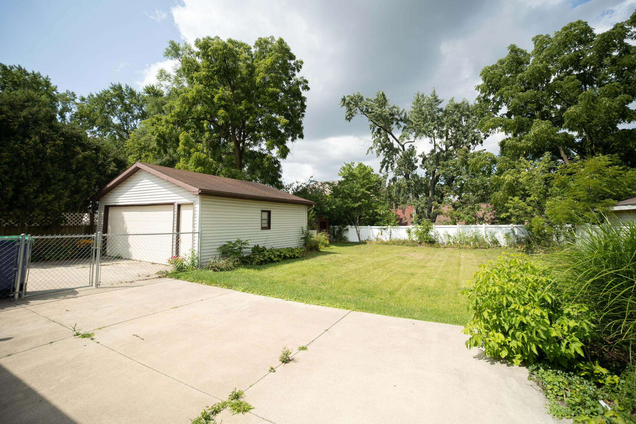 1525 Lenox Road SE Grand Rapids MI 49506