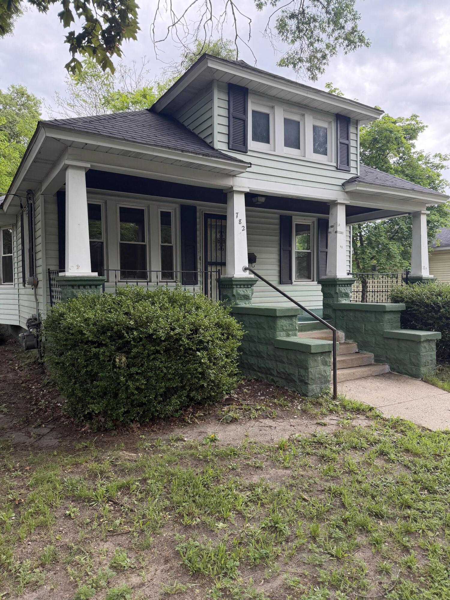 782 Evanston Avenue Muskegon MI 49442