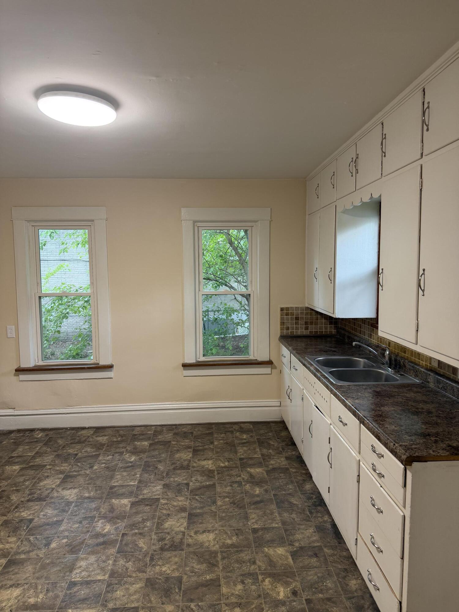 782 Evanston Avenue Muskegon MI 49442