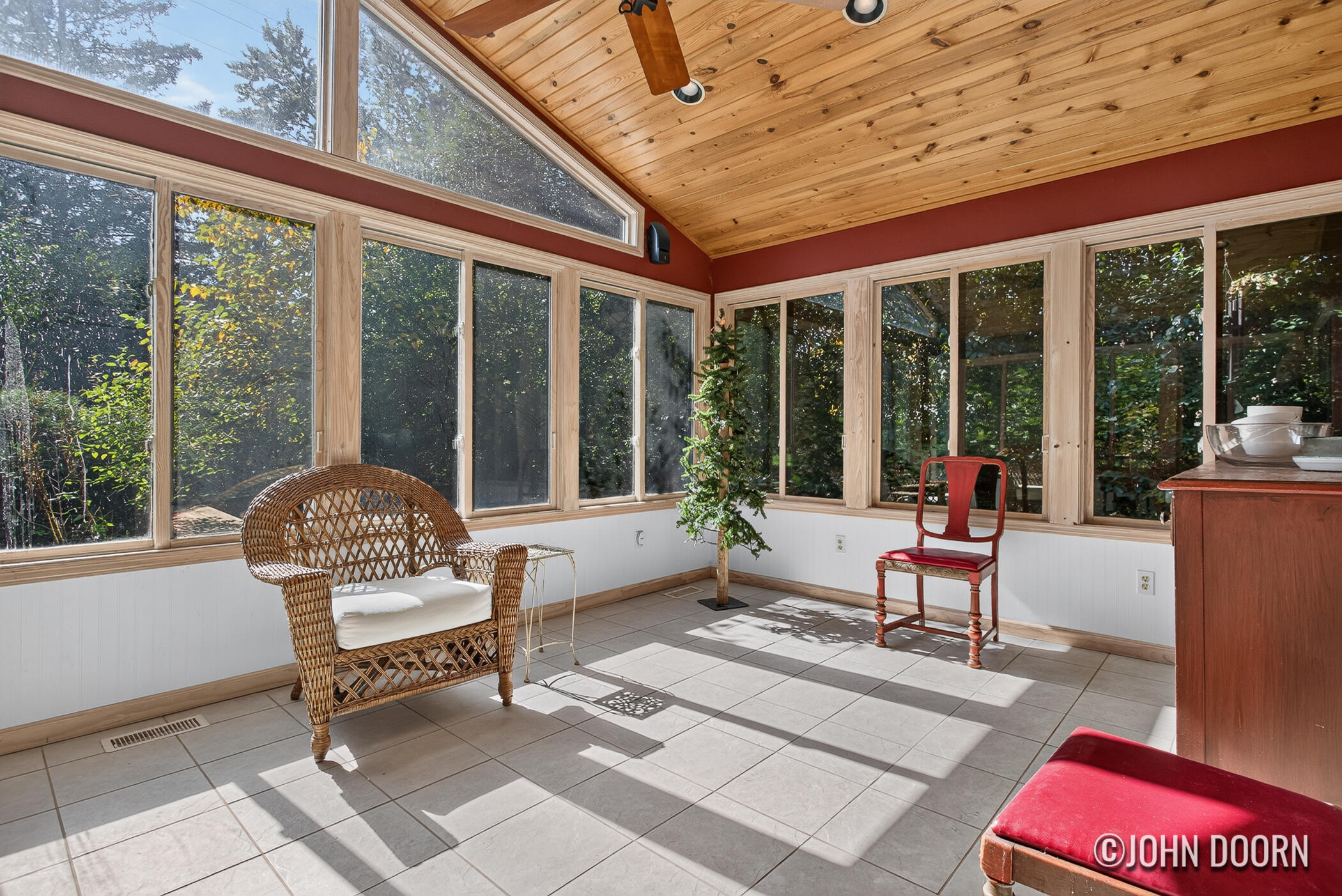 3354 Devon Drive NE Grand Rapids MI 49546