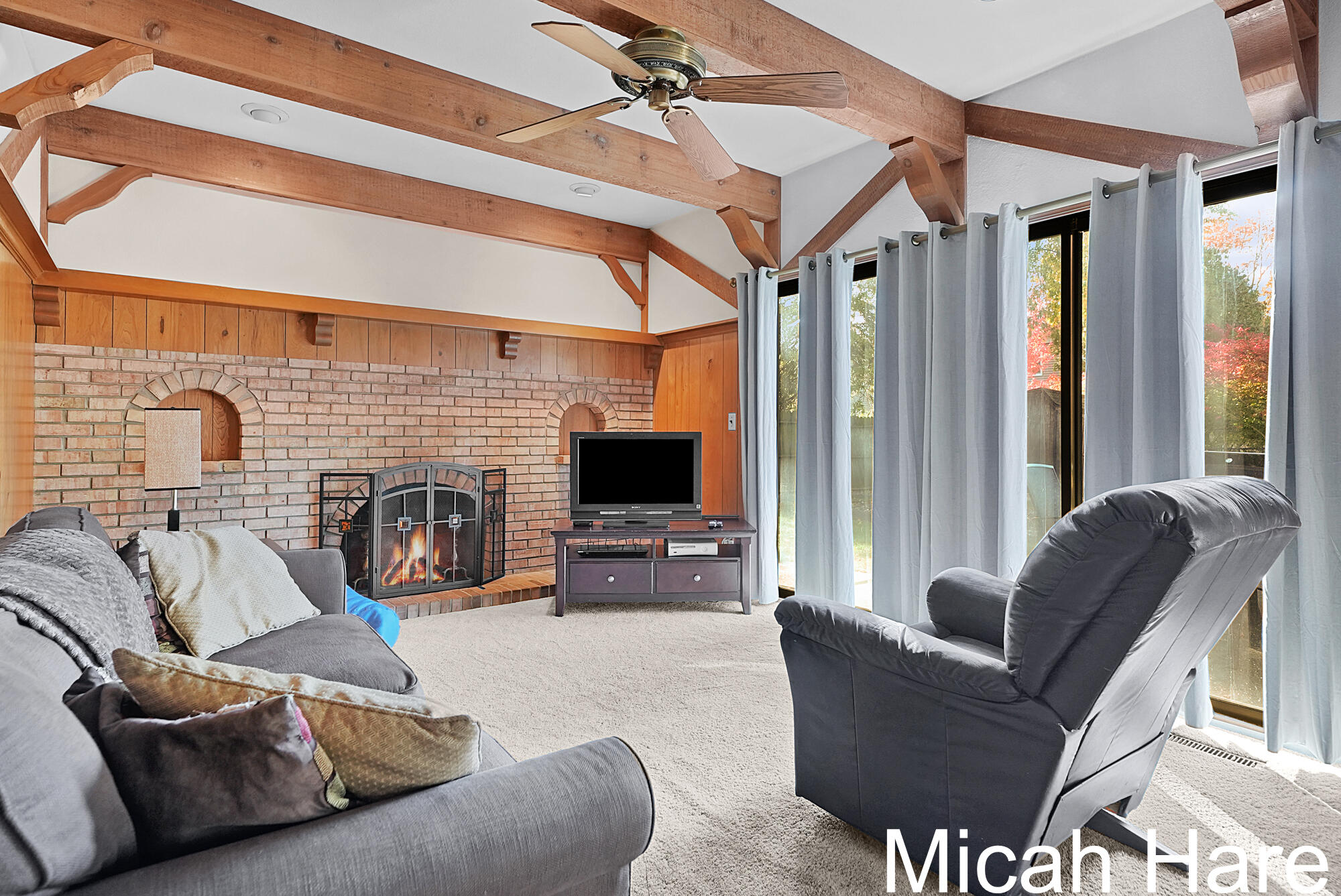 4215 Weymouth Drive SE Grand Rapids MI 49508