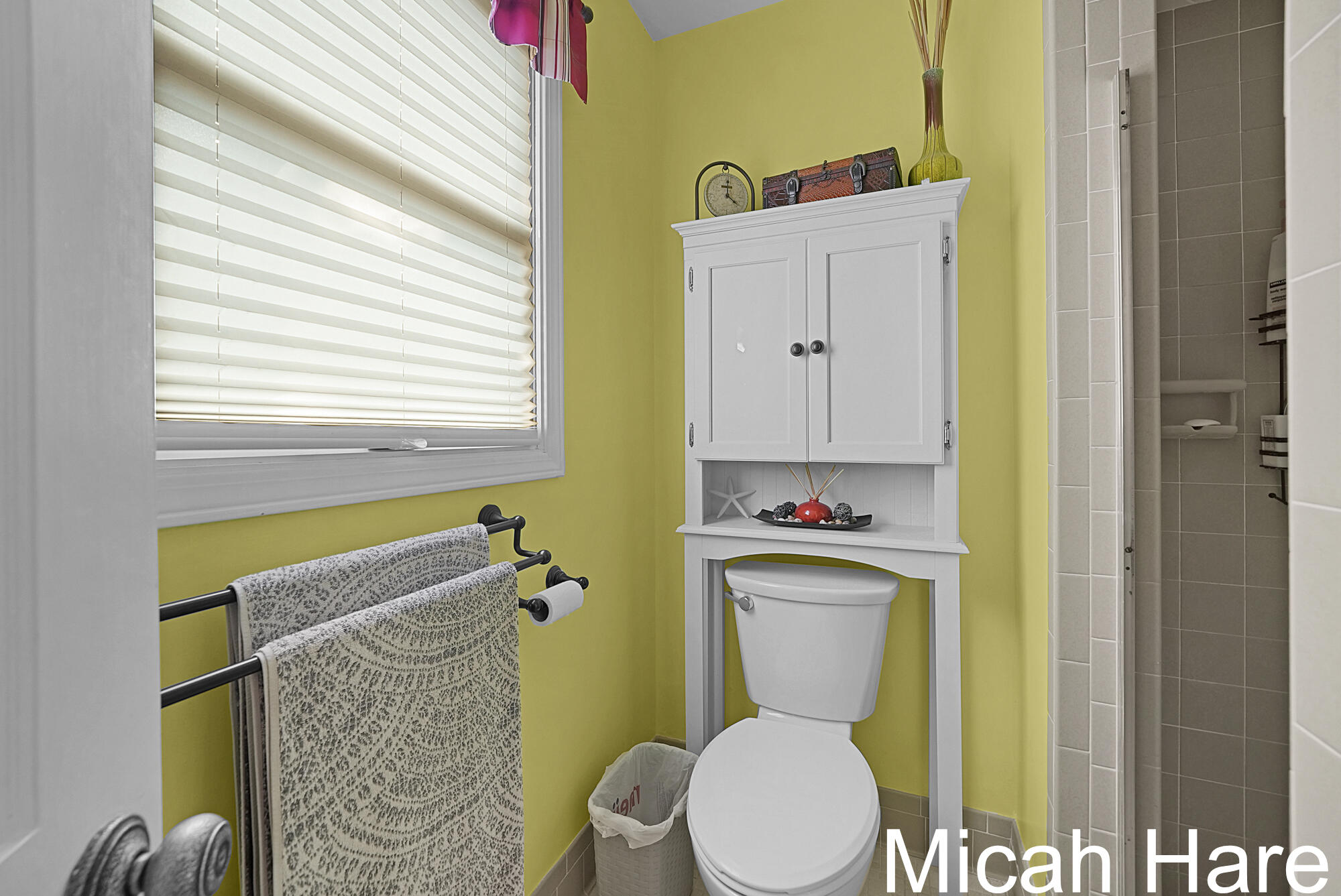 4215 Weymouth Drive SE Grand Rapids MI 49508