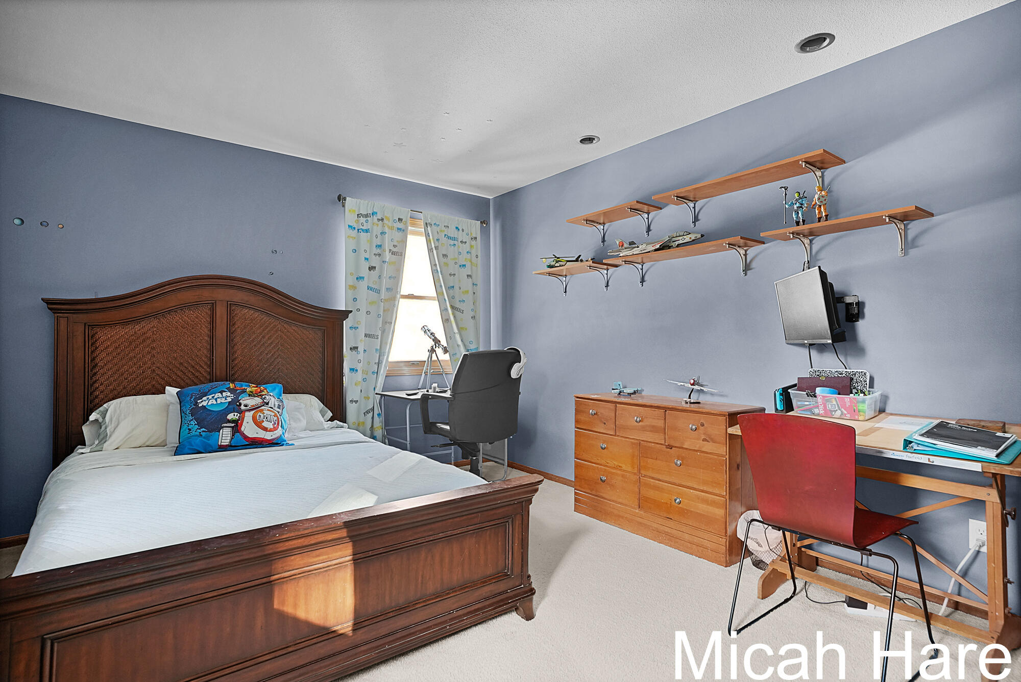 4215 Weymouth Drive SE Grand Rapids MI 49508