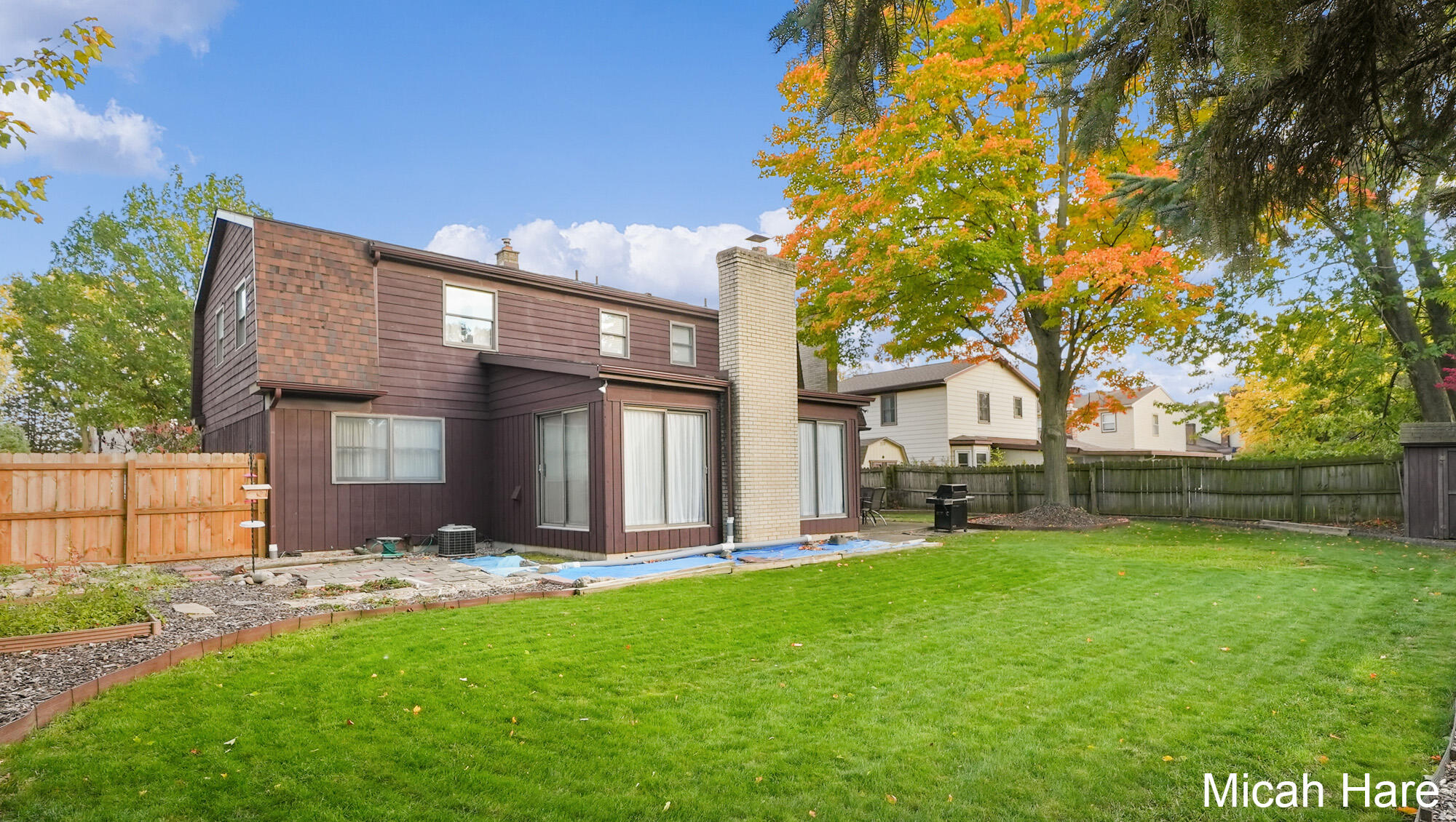 4215 Weymouth Drive SE Grand Rapids MI 49508