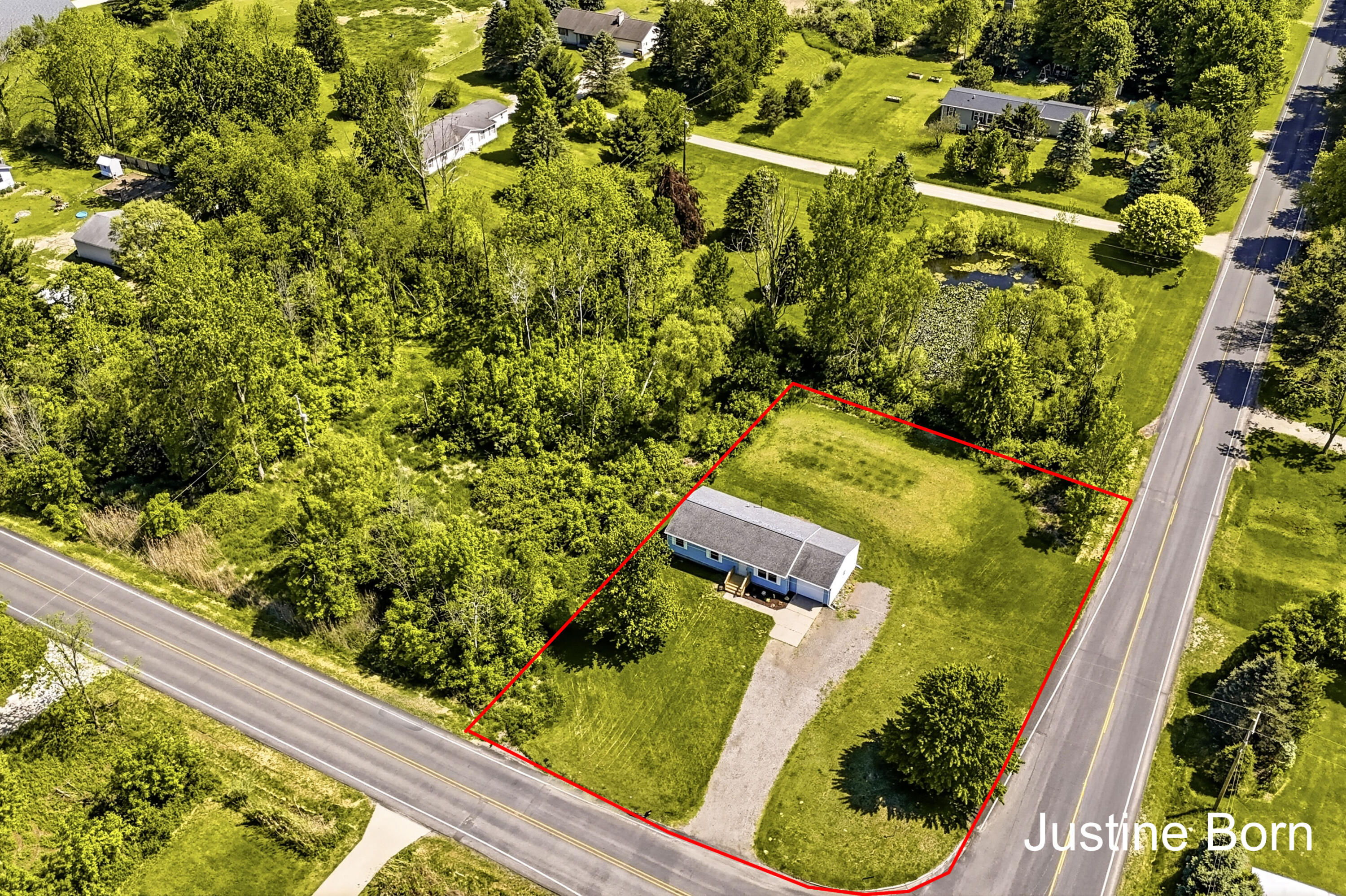 8620 11 Mile Road NE Rockford MI 49341