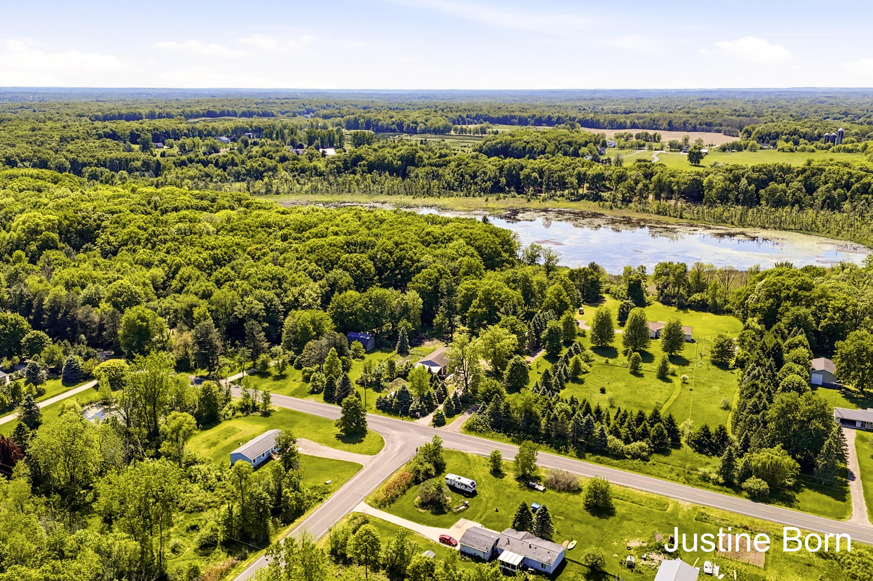 8620 11 Mile Road NE Rockford MI 49341