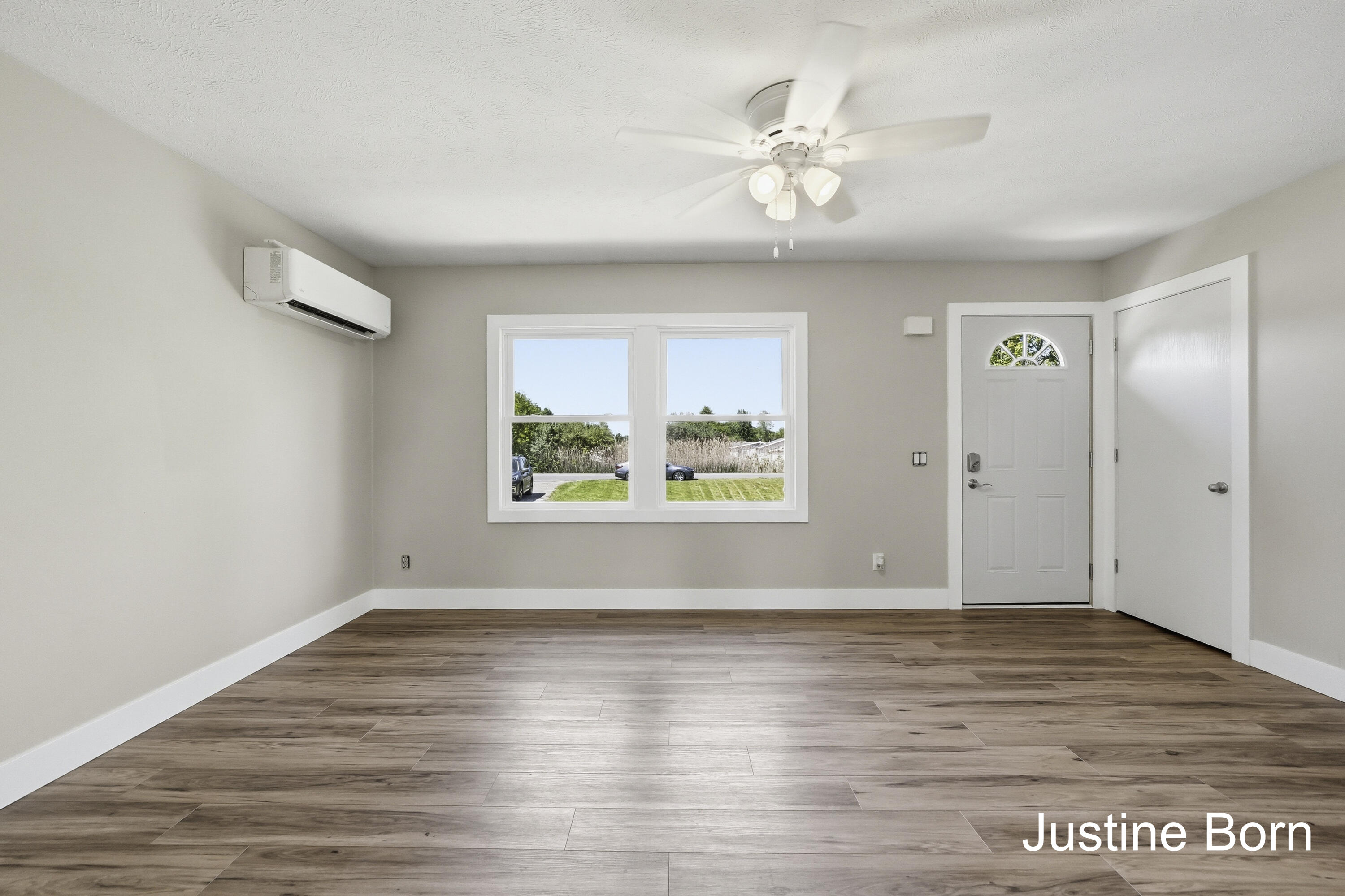 8620 11 Mile Road NE Rockford MI 49341