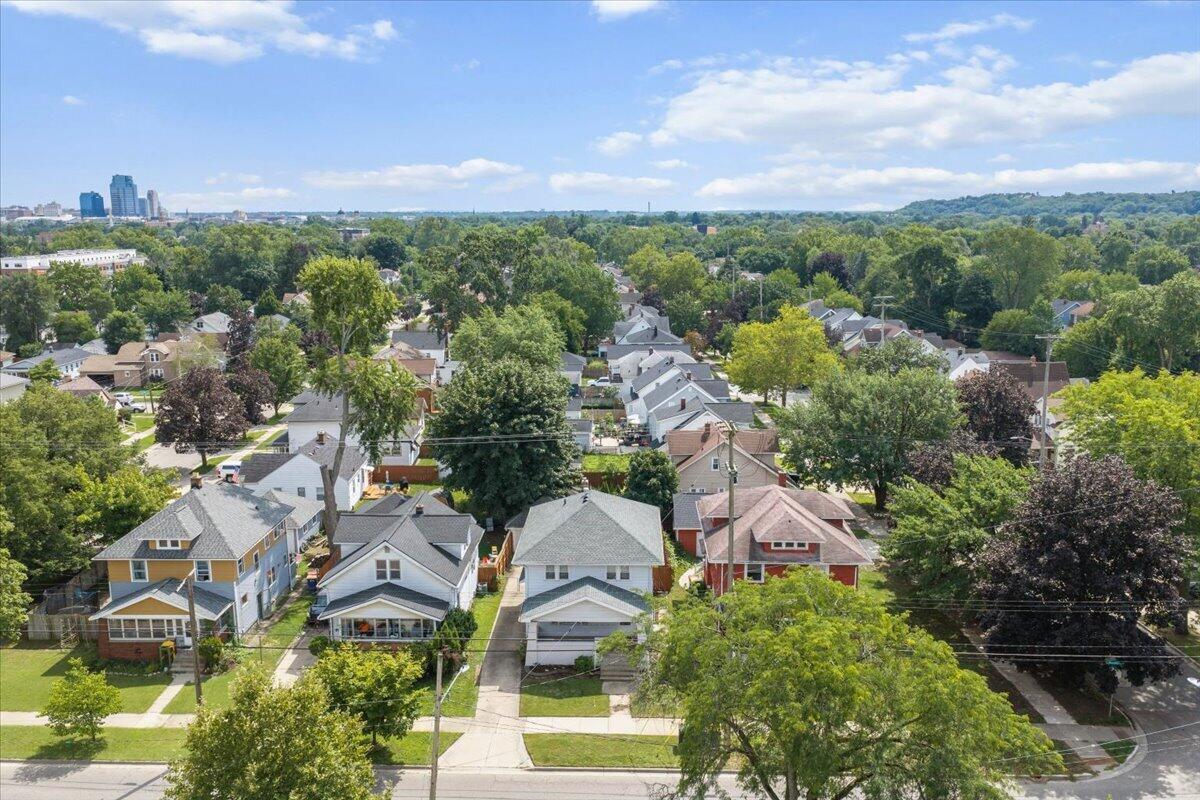 852 Richmond Street NW Grand Rapids MI 49504