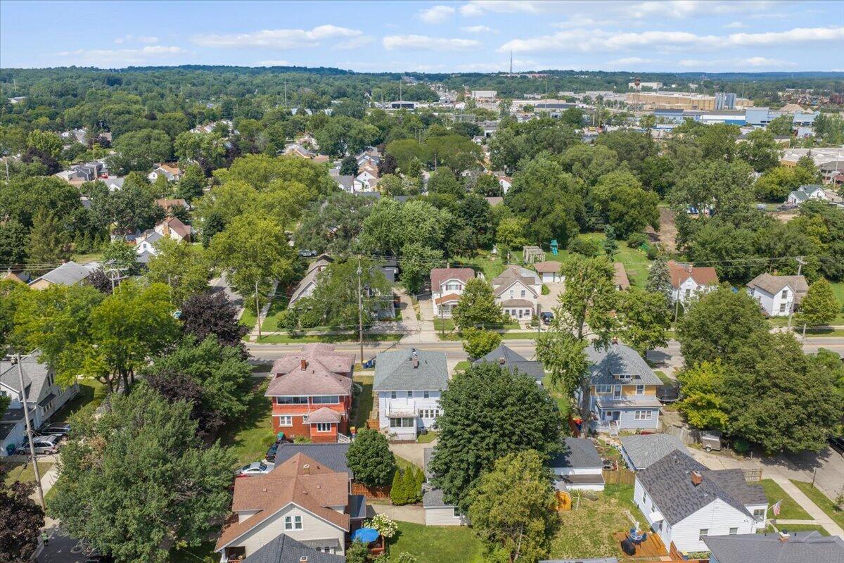 852 Richmond Street NW Grand Rapids MI 49504