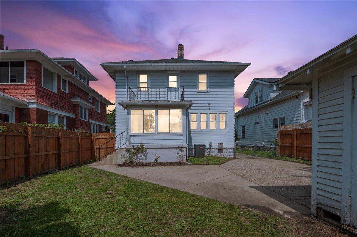 852 Richmond Street NW Grand Rapids MI 49504