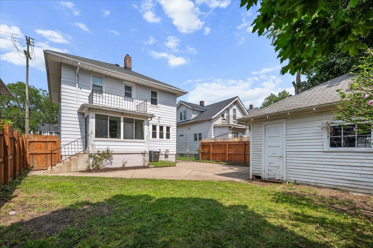 852 Richmond Street NW Grand Rapids MI 49504