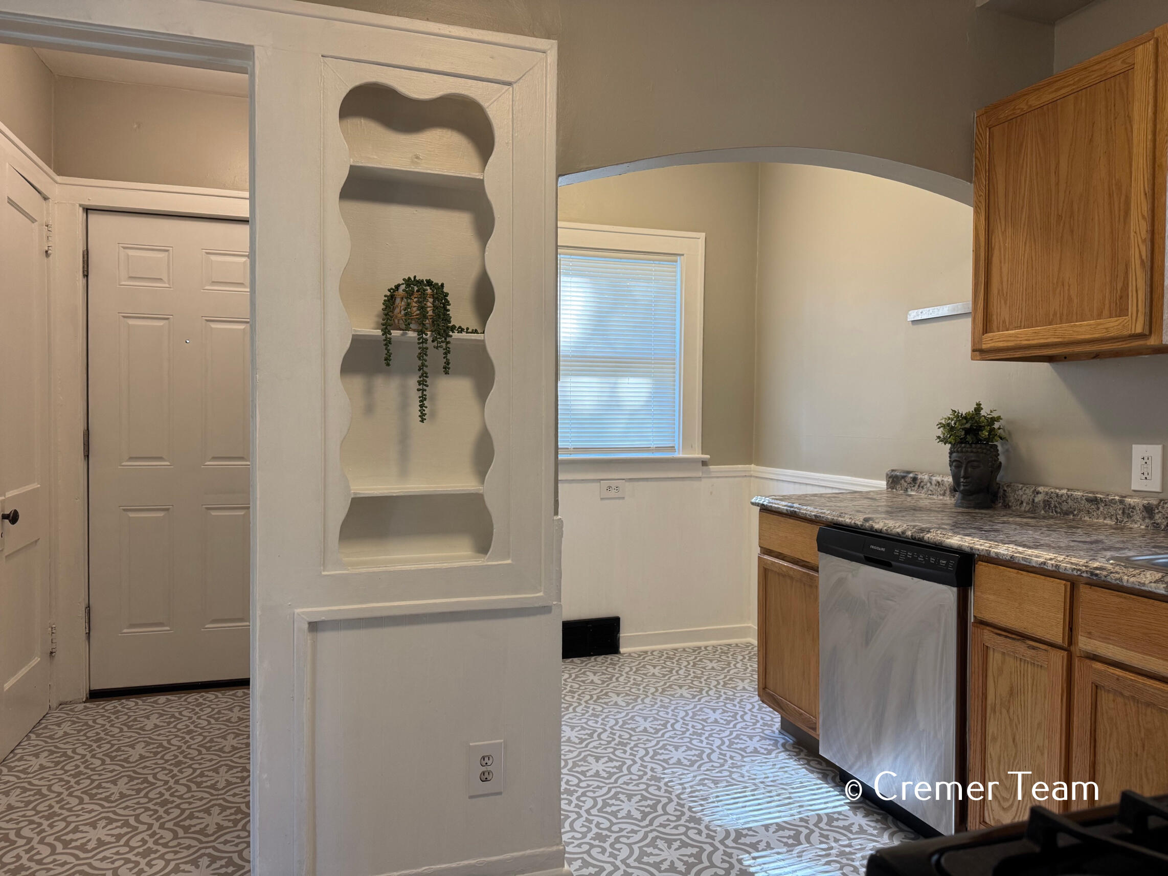 1034 Hall Street SE Grand Rapids MI 49507