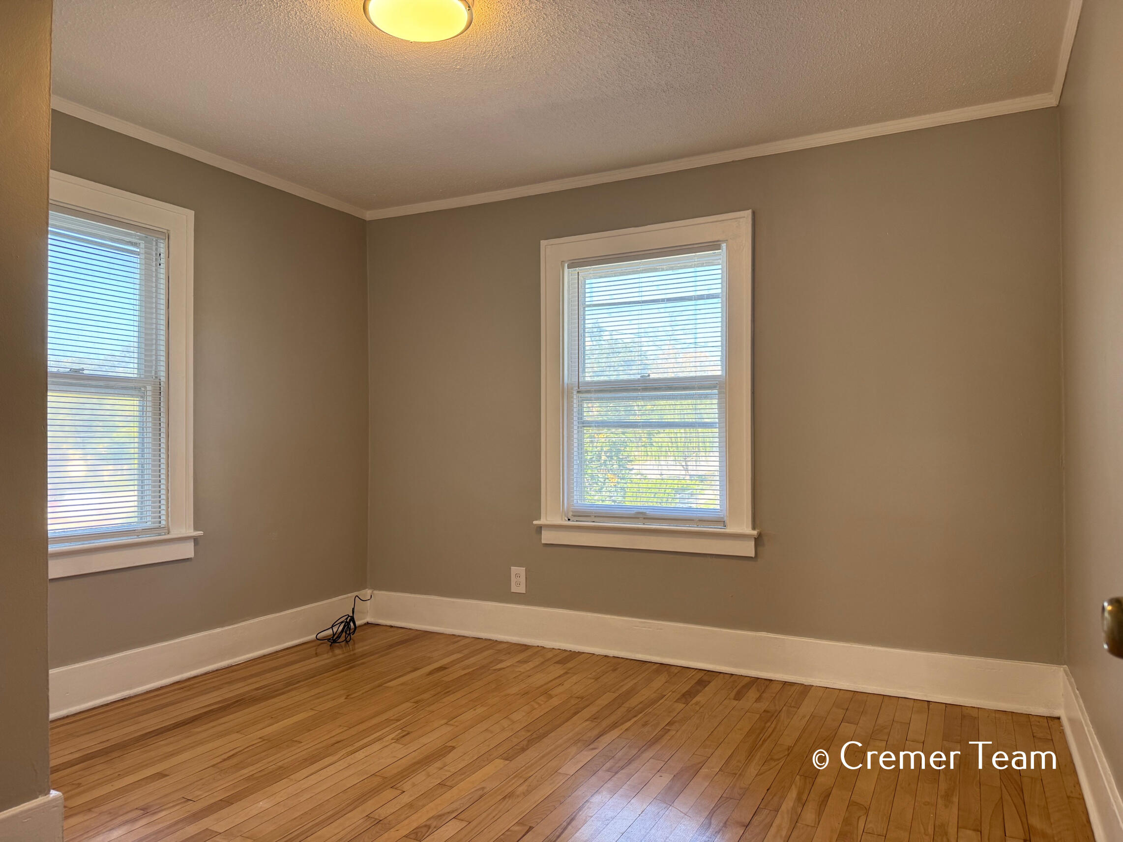 1034 Hall Street SE Grand Rapids MI 49507