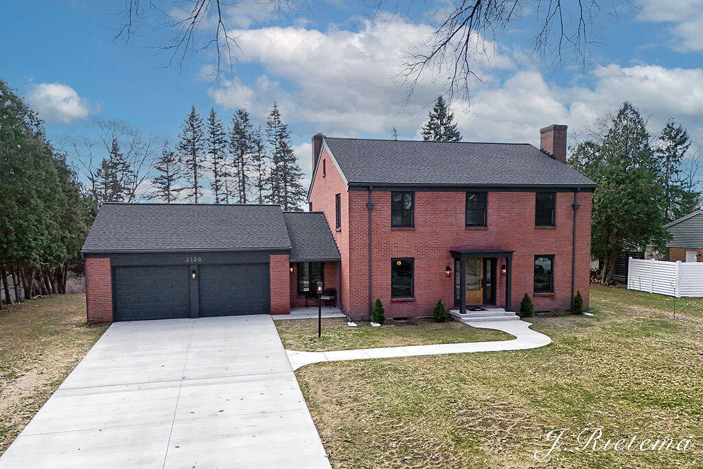 2150 Onekama Drive SE Grand Rapids MI 49506