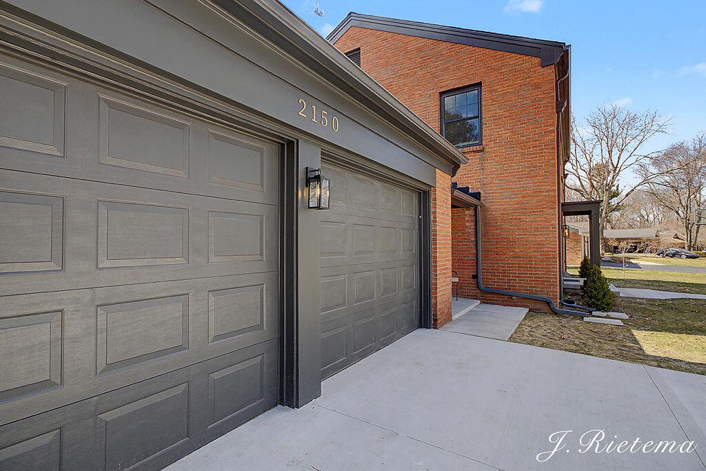 2150 Onekama Drive SE Grand Rapids MI 49506