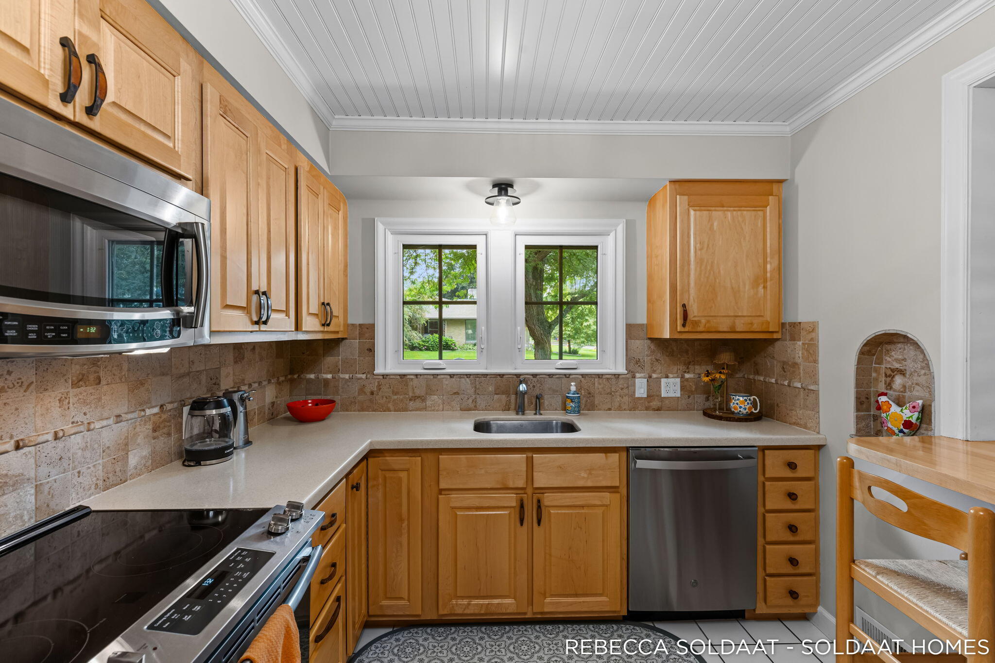 409 Marywood Drive NE Grand Rapids MI 49505