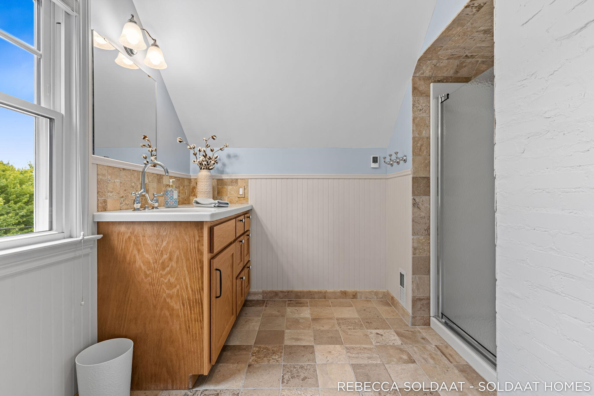 409 Marywood Drive NE Grand Rapids MI 49505