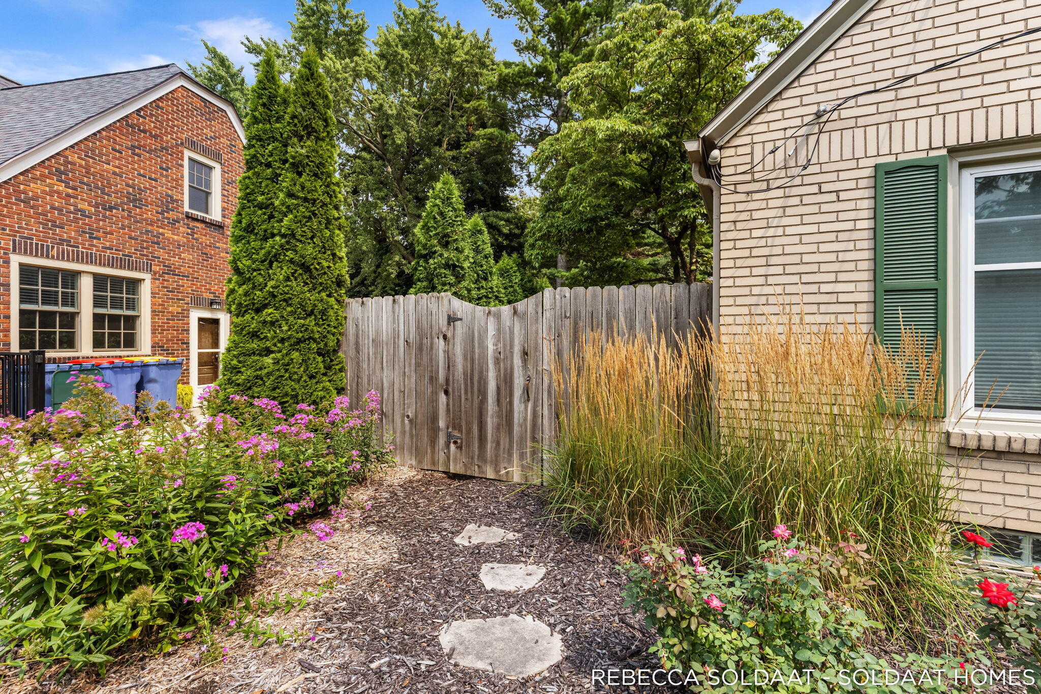 409 Marywood Drive NE Grand Rapids MI 49505