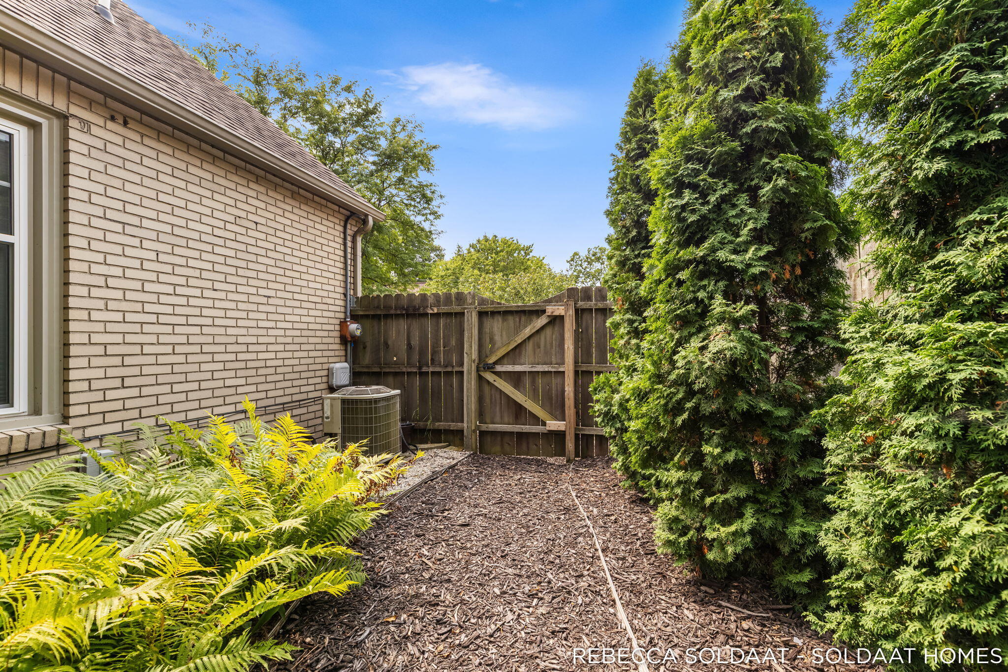 409 Marywood Drive NE Grand Rapids MI 49505