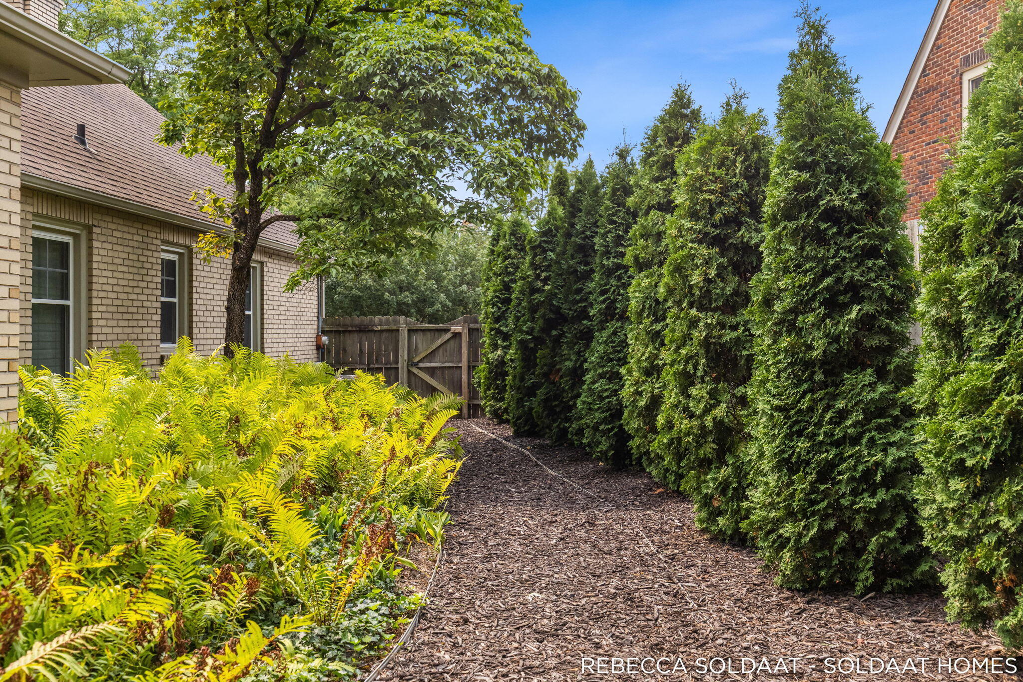 409 Marywood Drive NE Grand Rapids MI 49505
