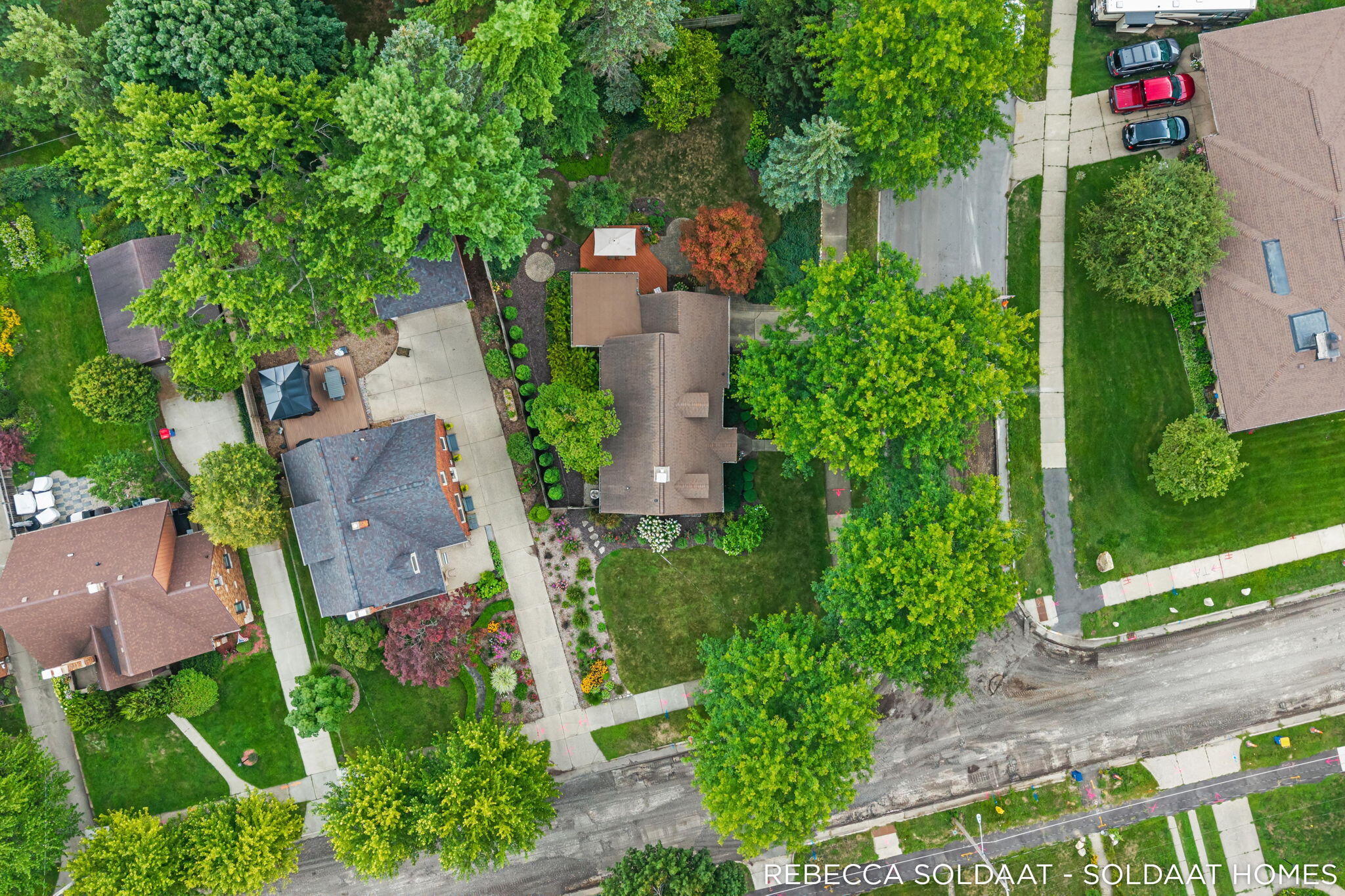 409 Marywood Drive NE Grand Rapids MI 49505