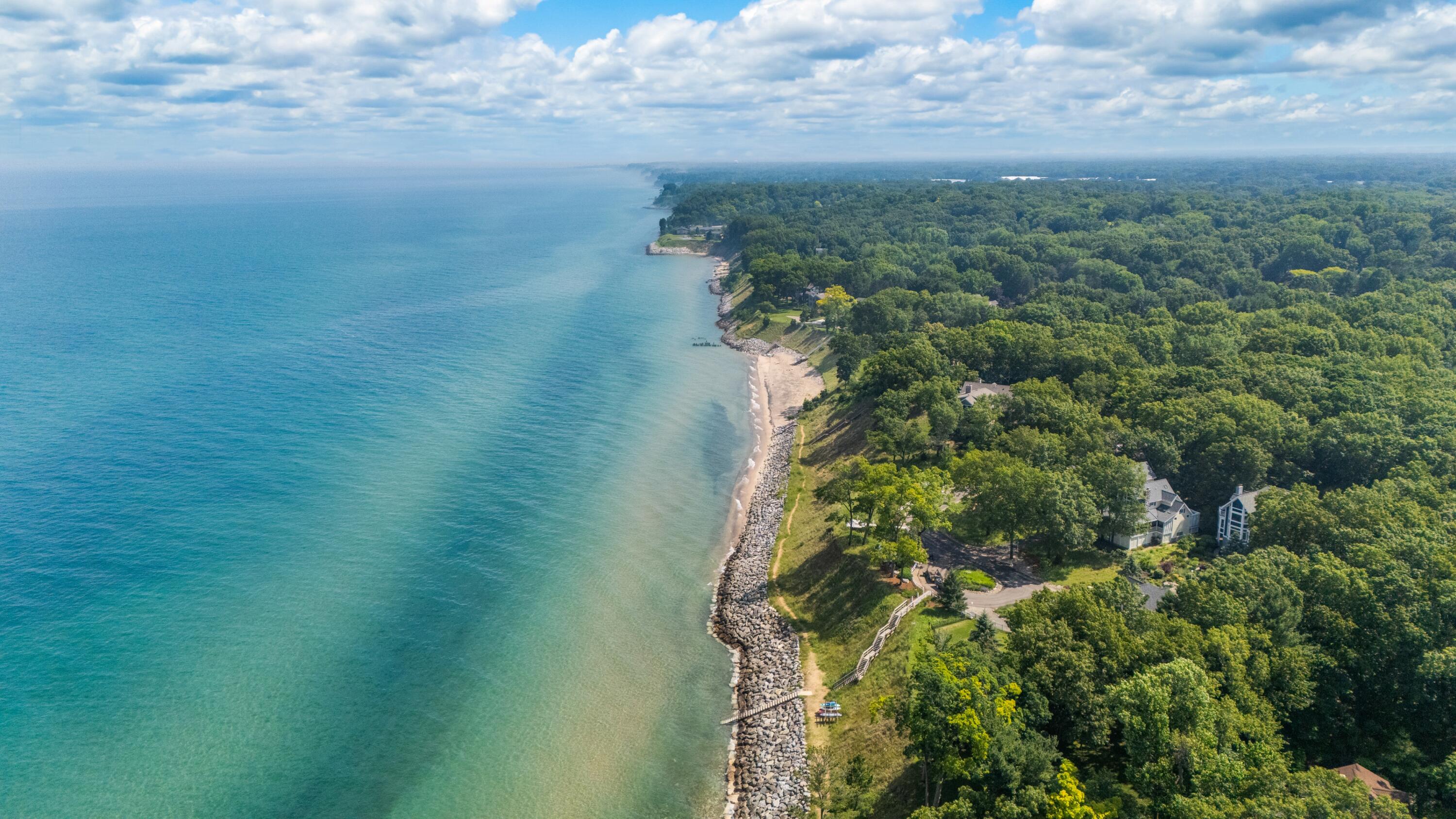 3003 Dunes Valley Path Stevensville MI 49127