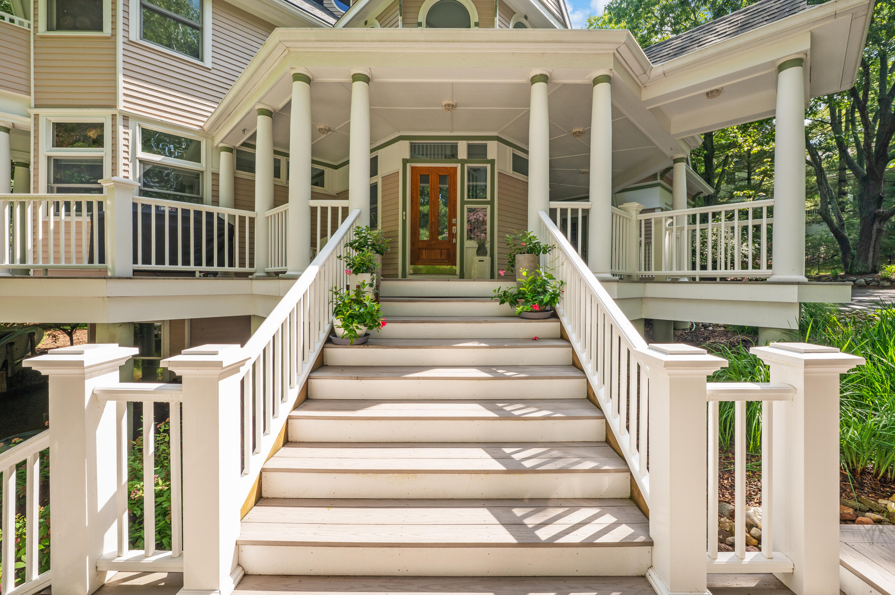 3003 Dunes Valley Path Stevensville MI 49127