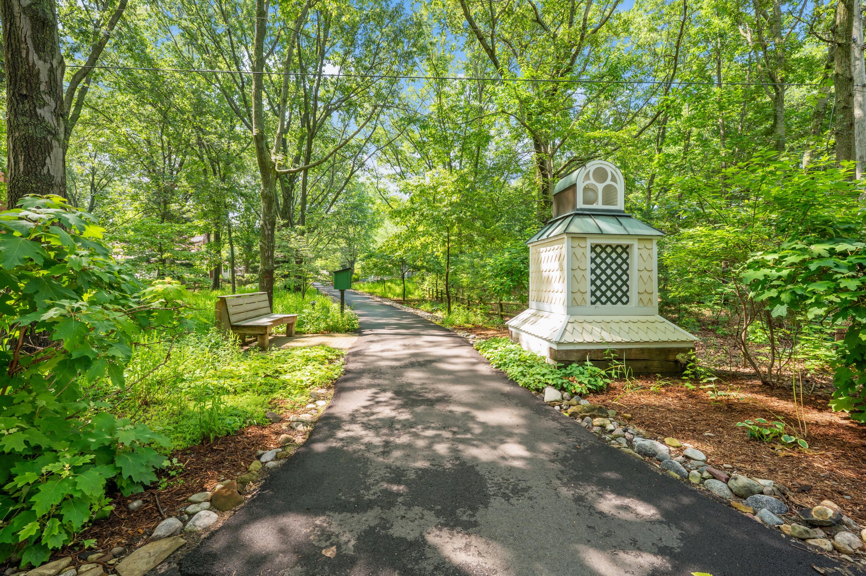 3003 Dunes Valley Path Stevensville MI 49127
