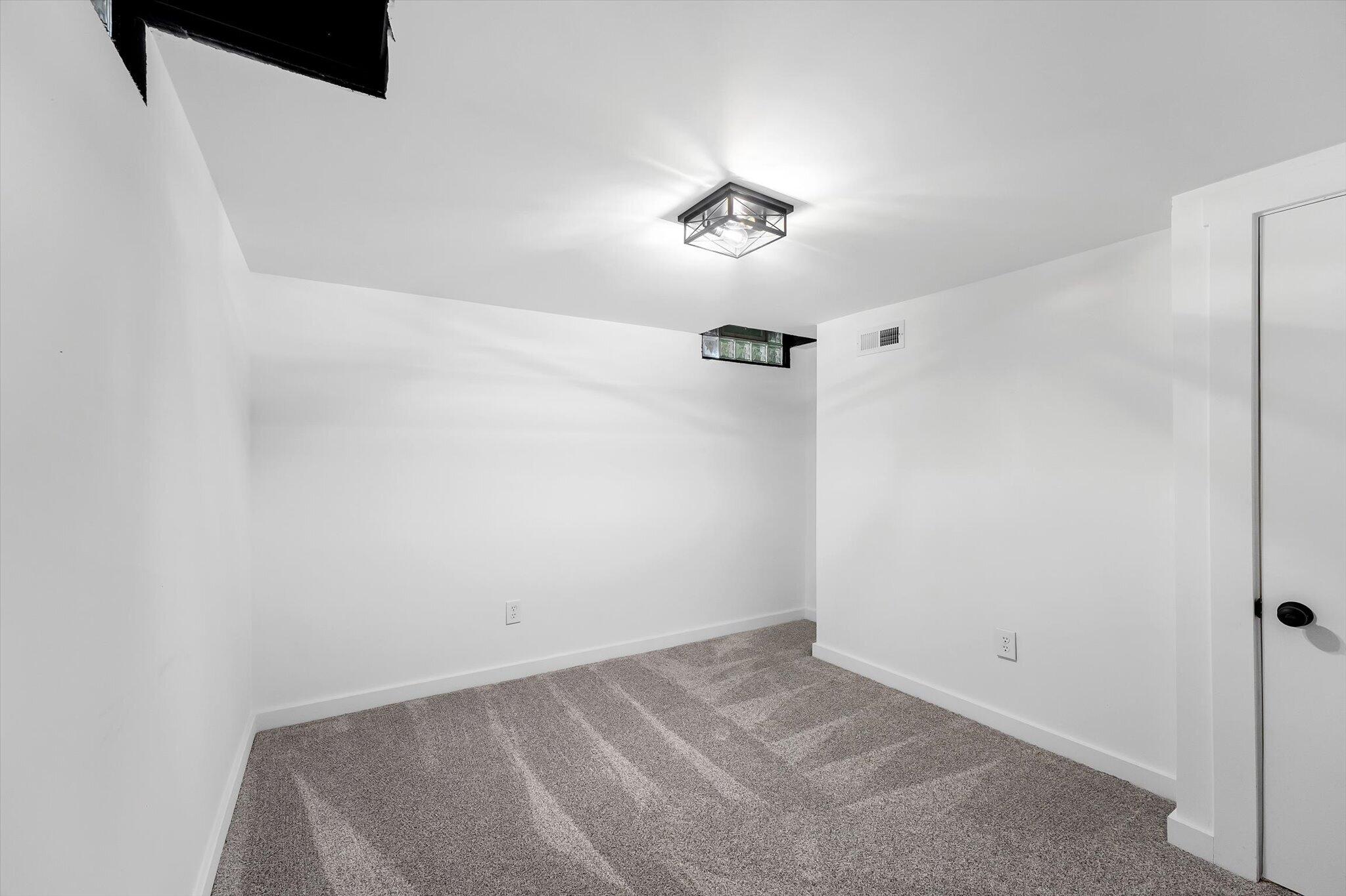 1224 Ecklund Street NE Grand Rapids MI 49505